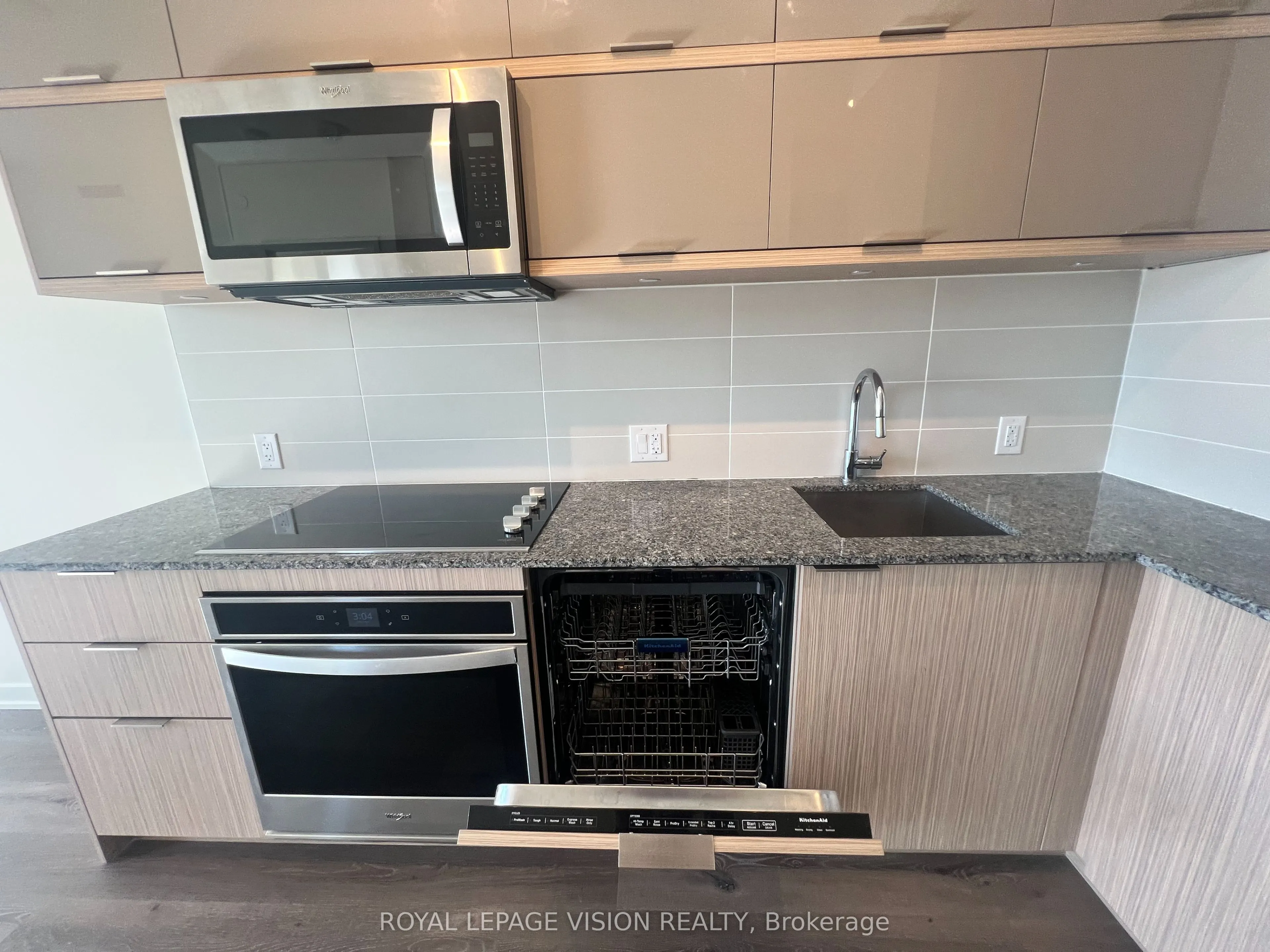 10 Deerlick Court, #612