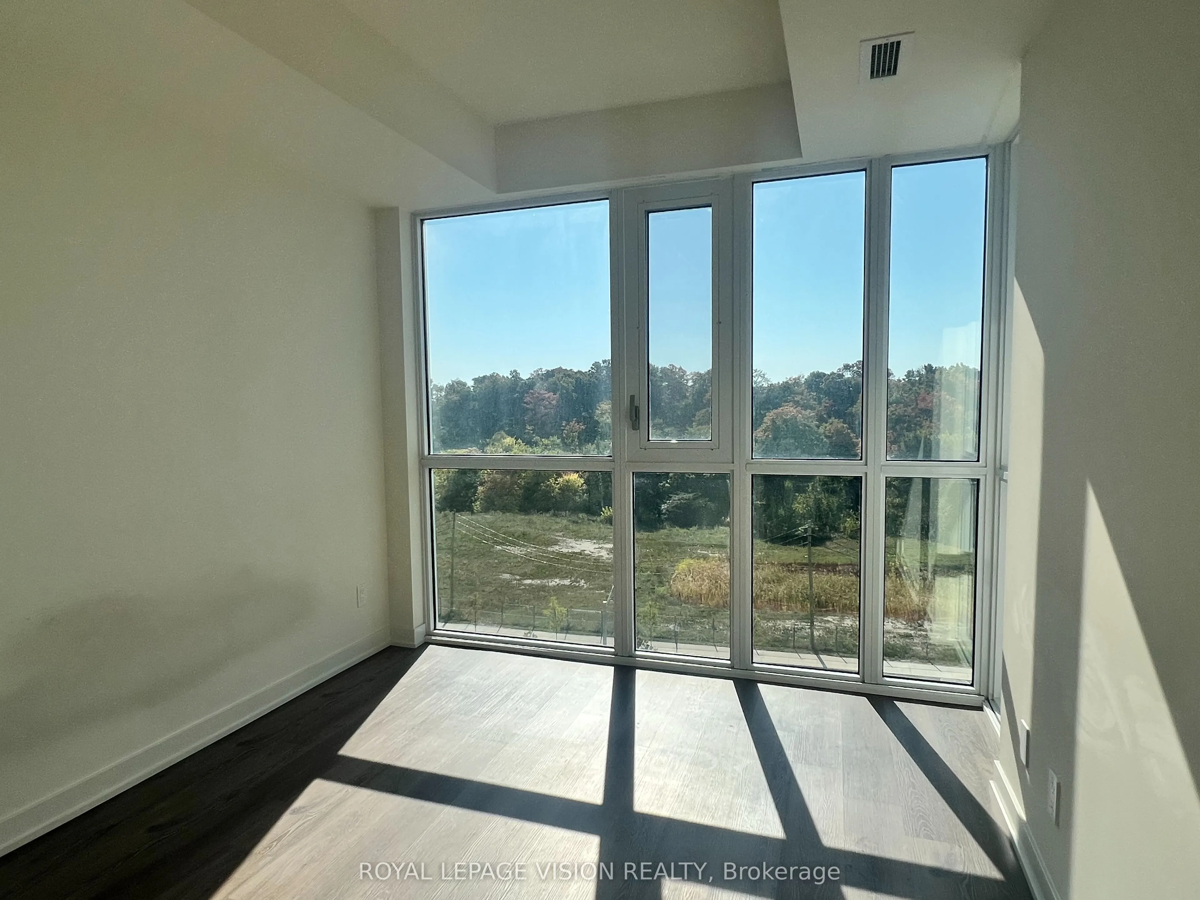 10 Deerlick Court, #612