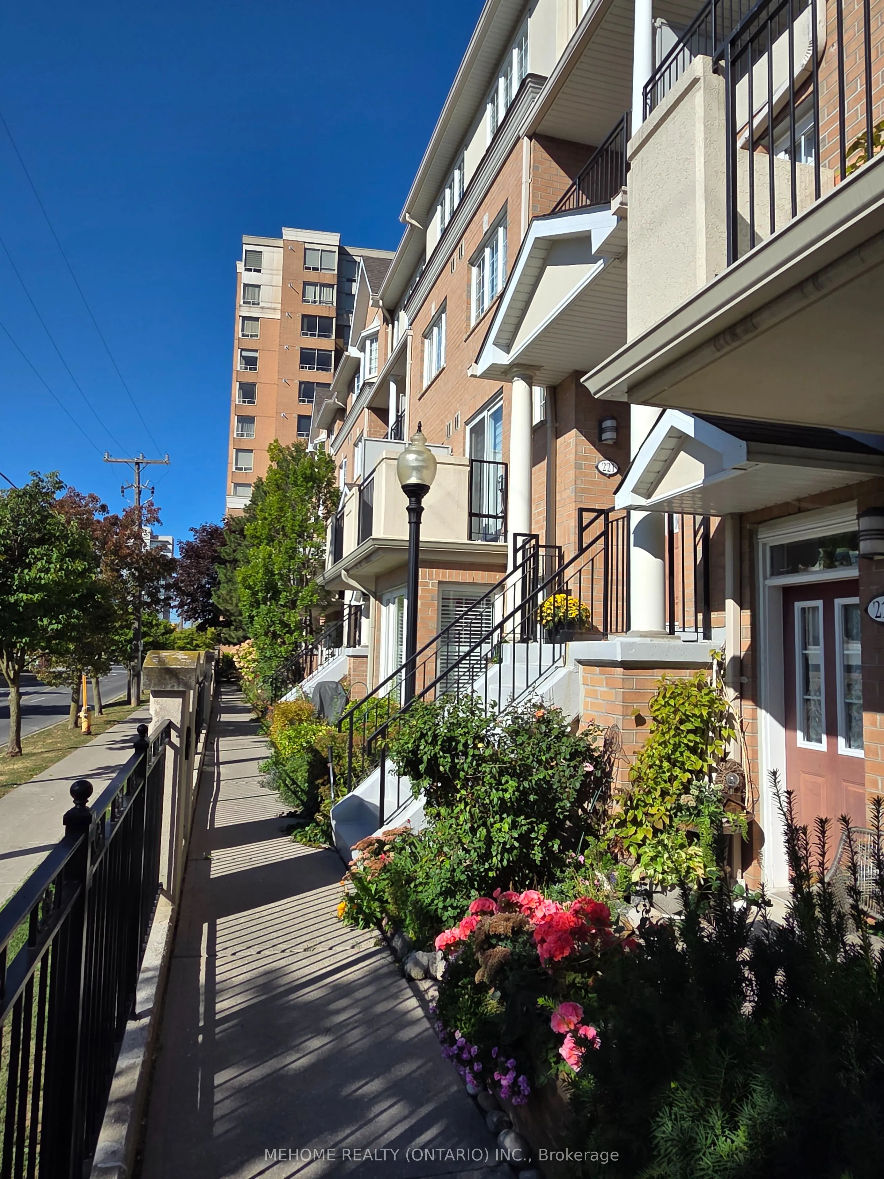 221 Grandview Way, #33