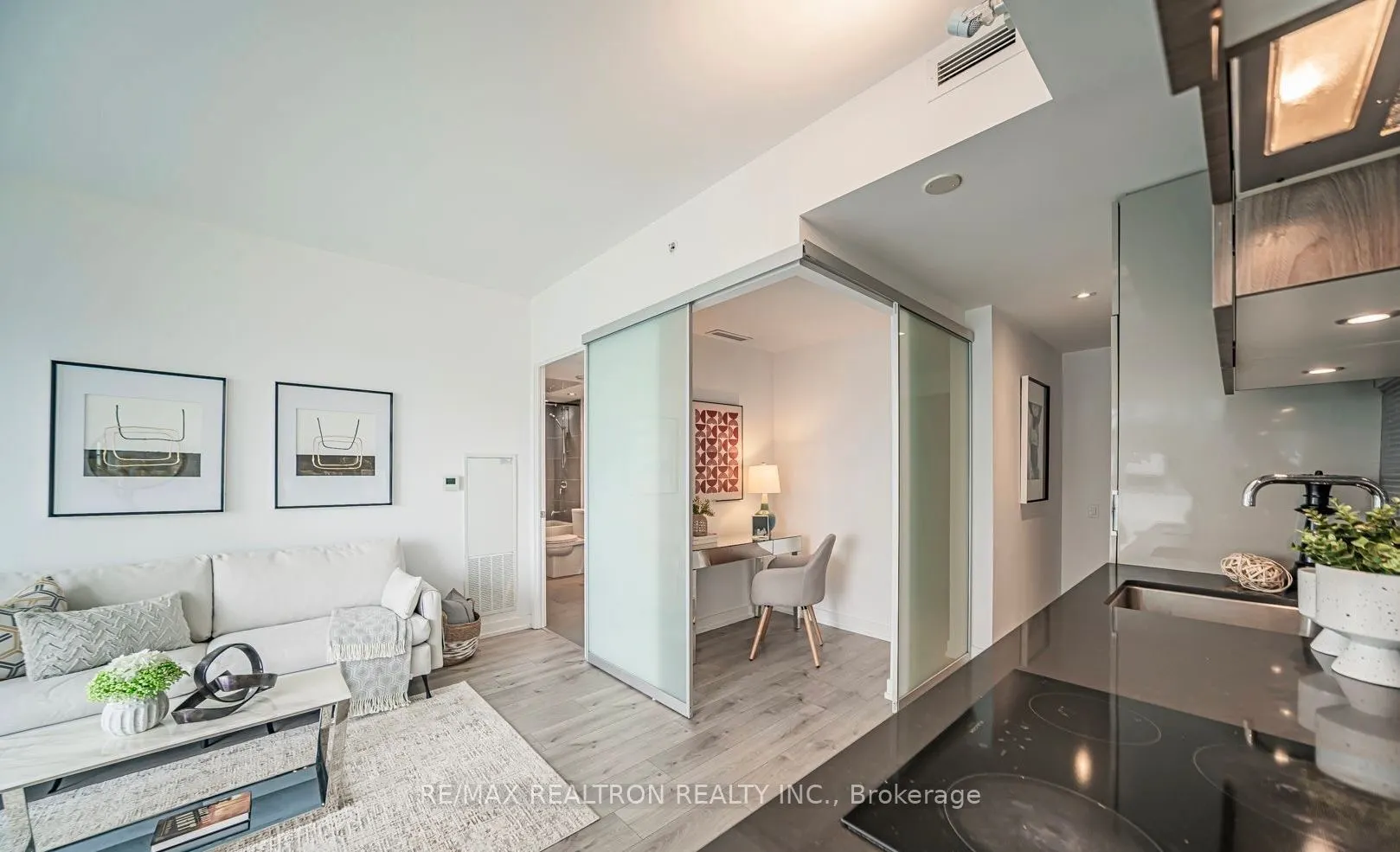 161 Roehampton Avenue, #2505