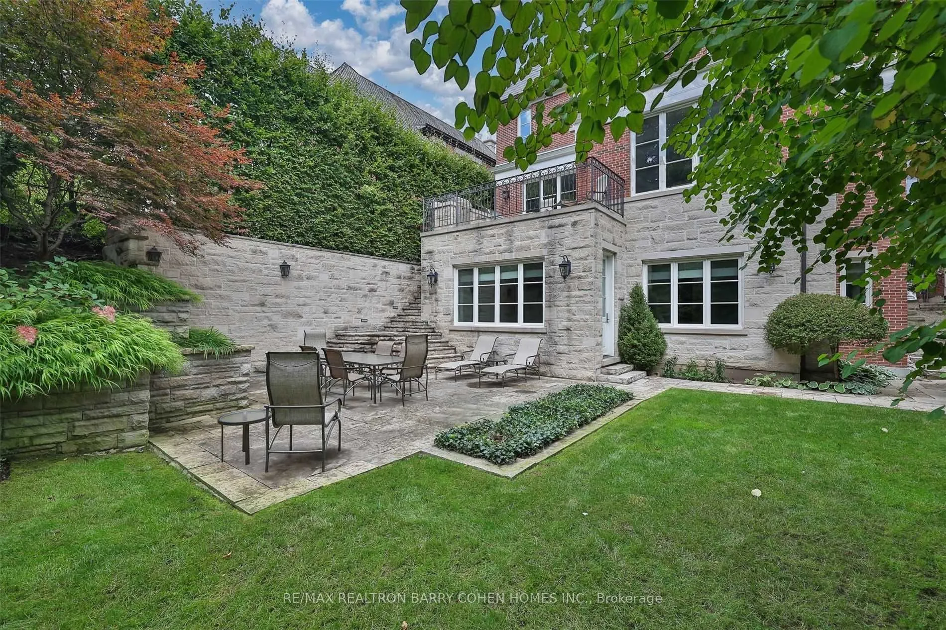33 Blyth Hill Road