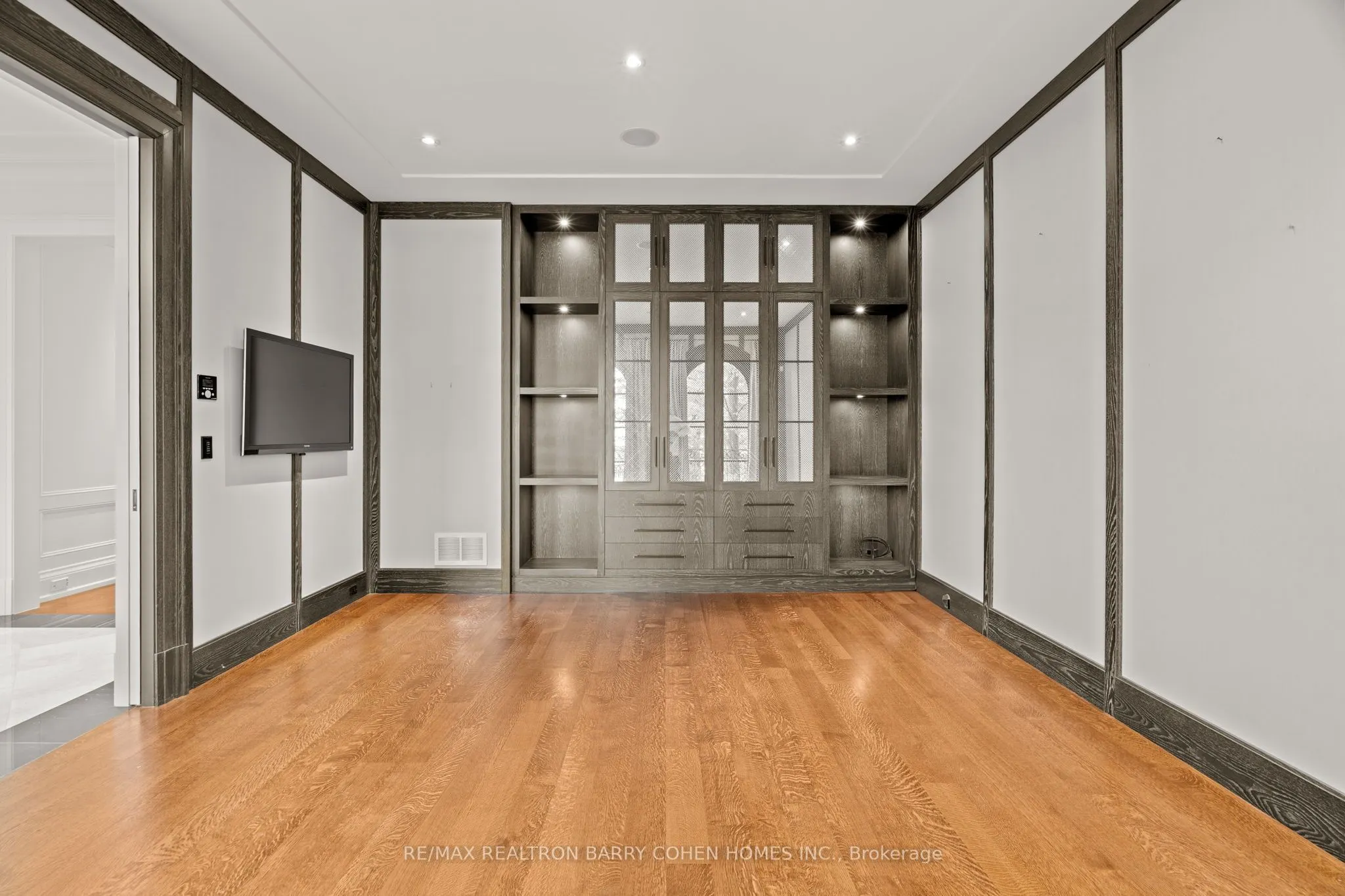33 Blyth Hill Road