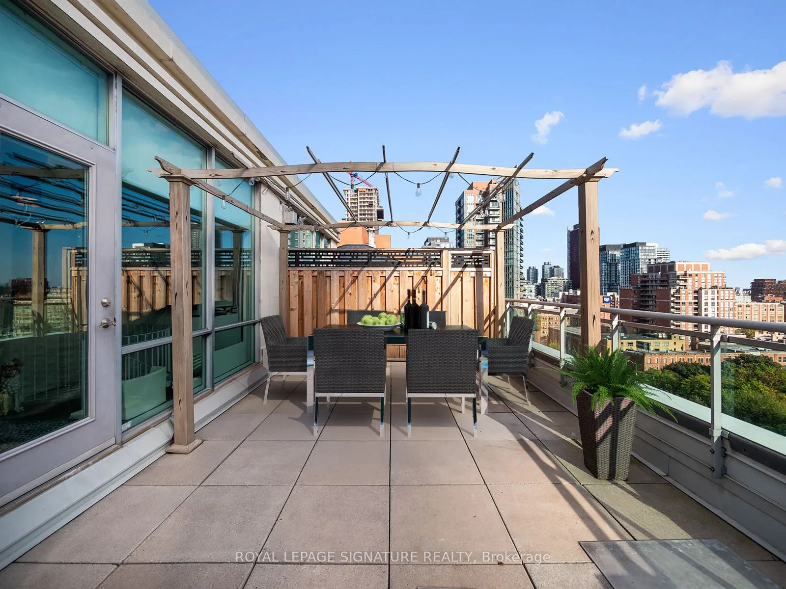 77 Lombard Street, #Ph03
