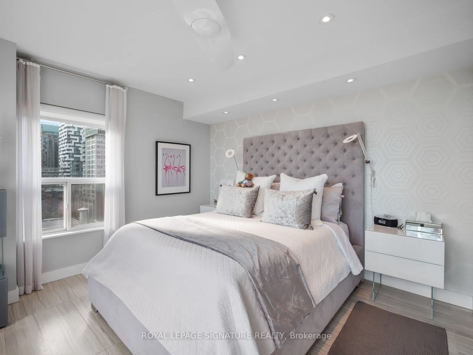 77 Lombard Street, #Ph03