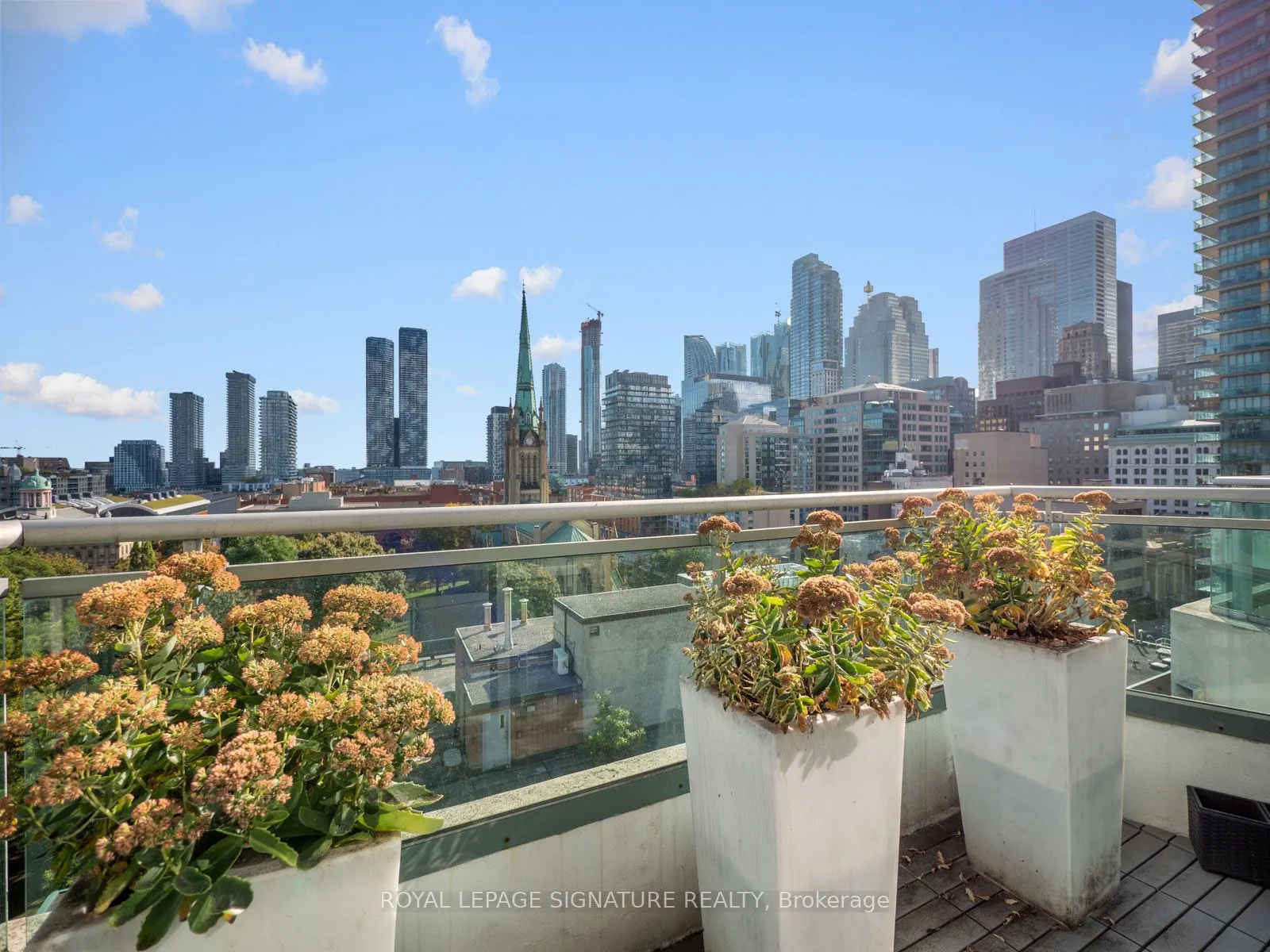 77 Lombard Street, #Ph03