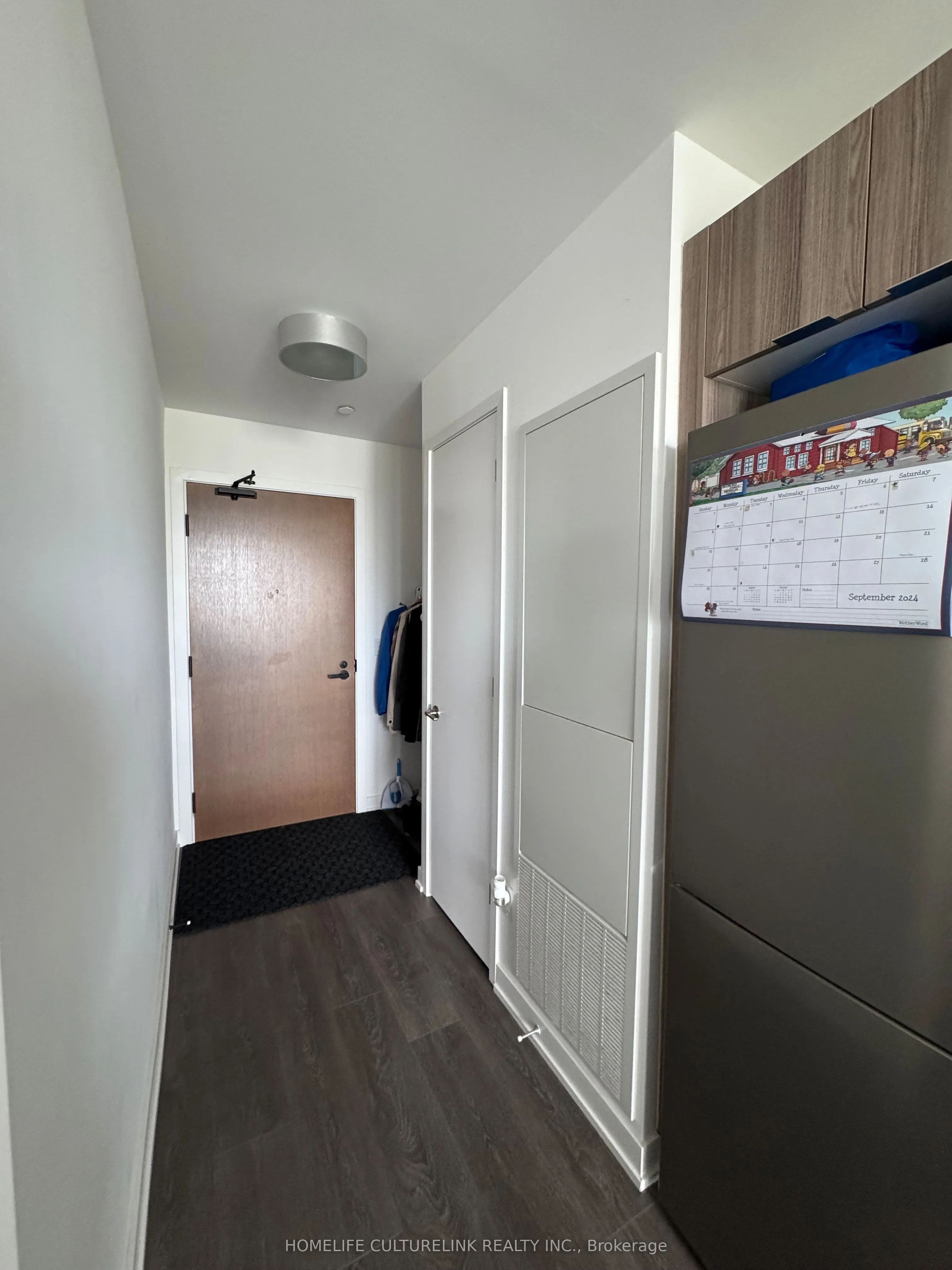 8 Tippett Road, #1602