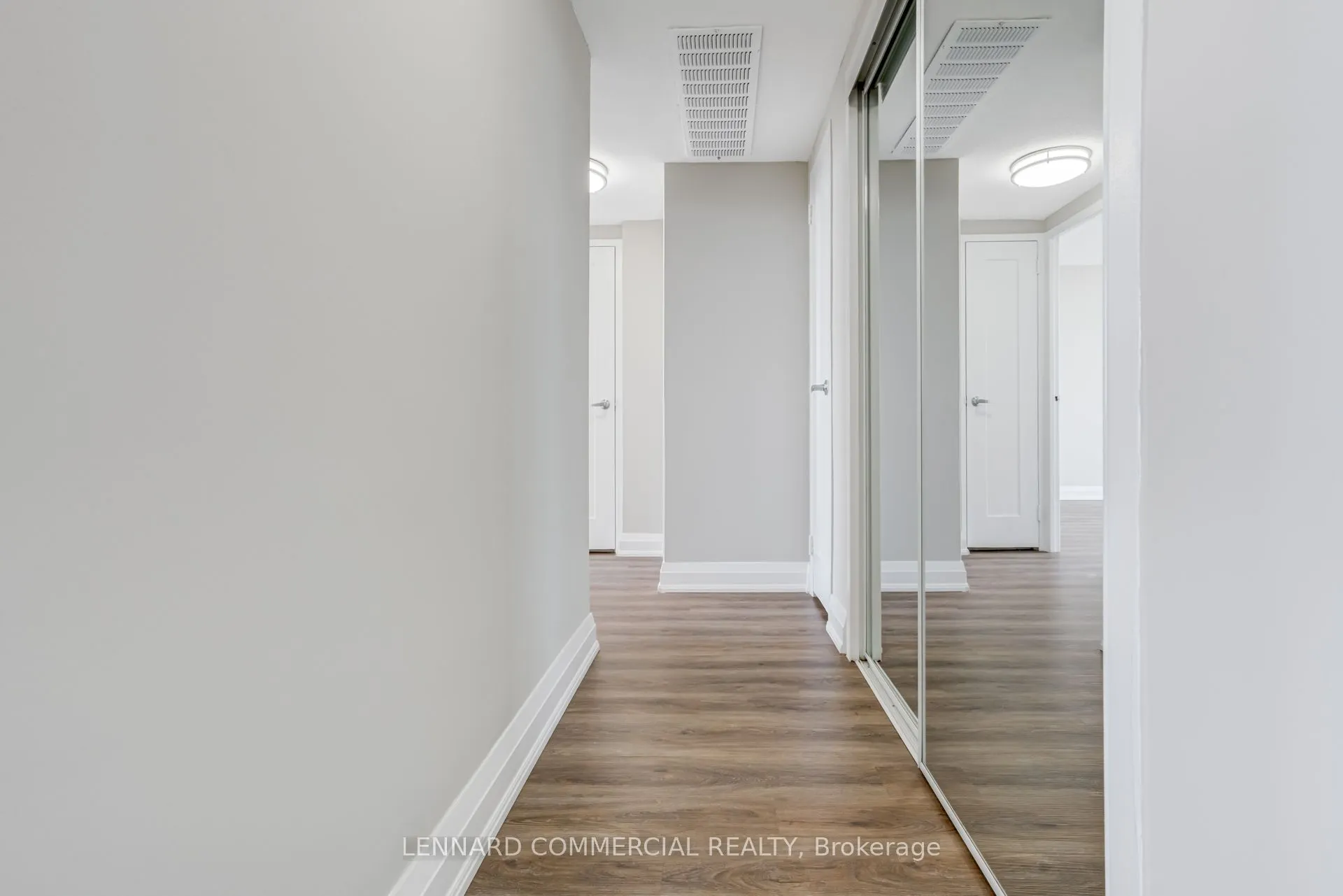 40 Pleasant Boulevard, #3007