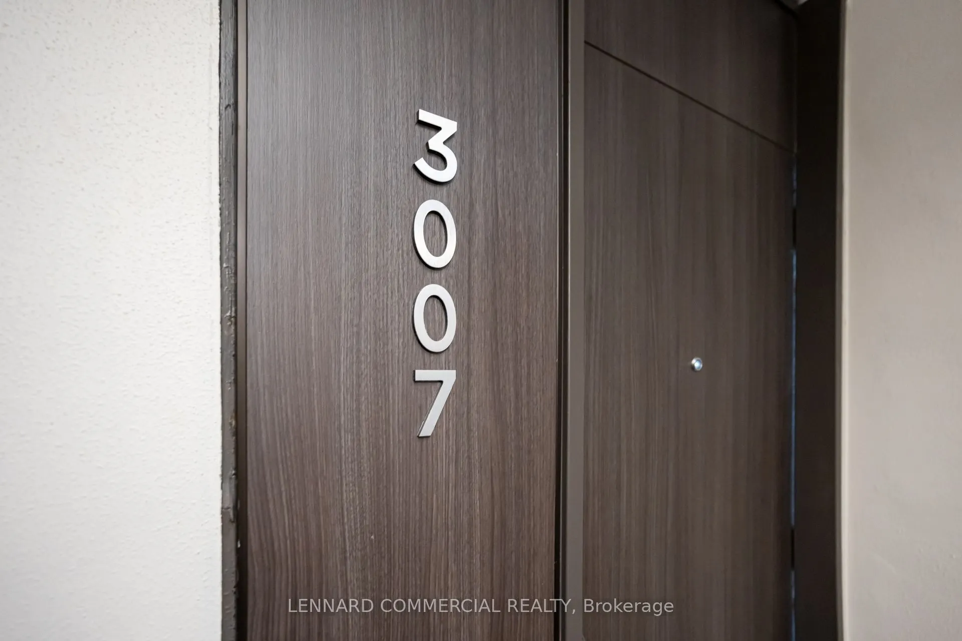 40 Pleasant Boulevard, #3007