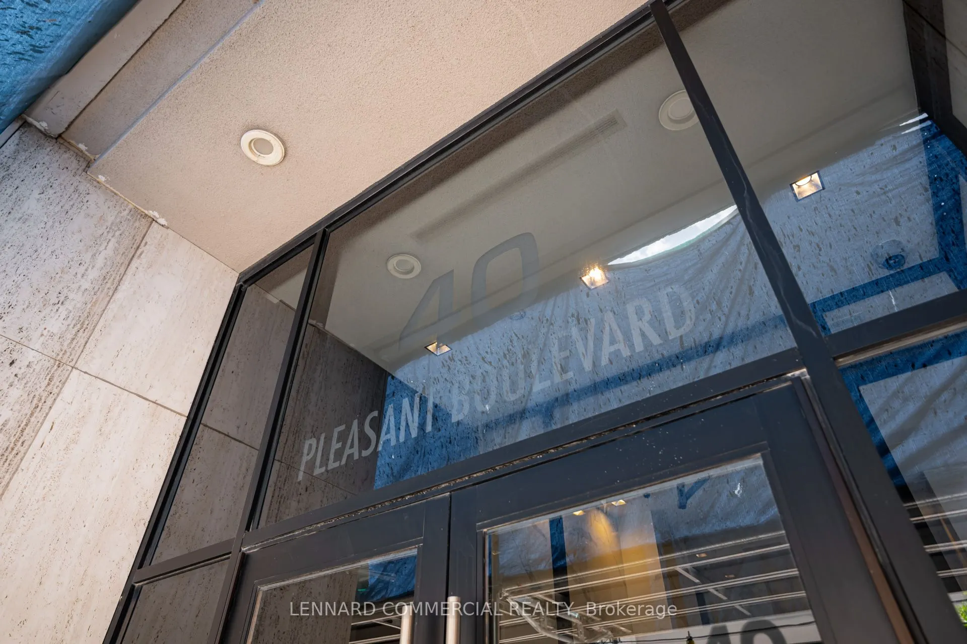 40 Pleasant Boulevard, #3007