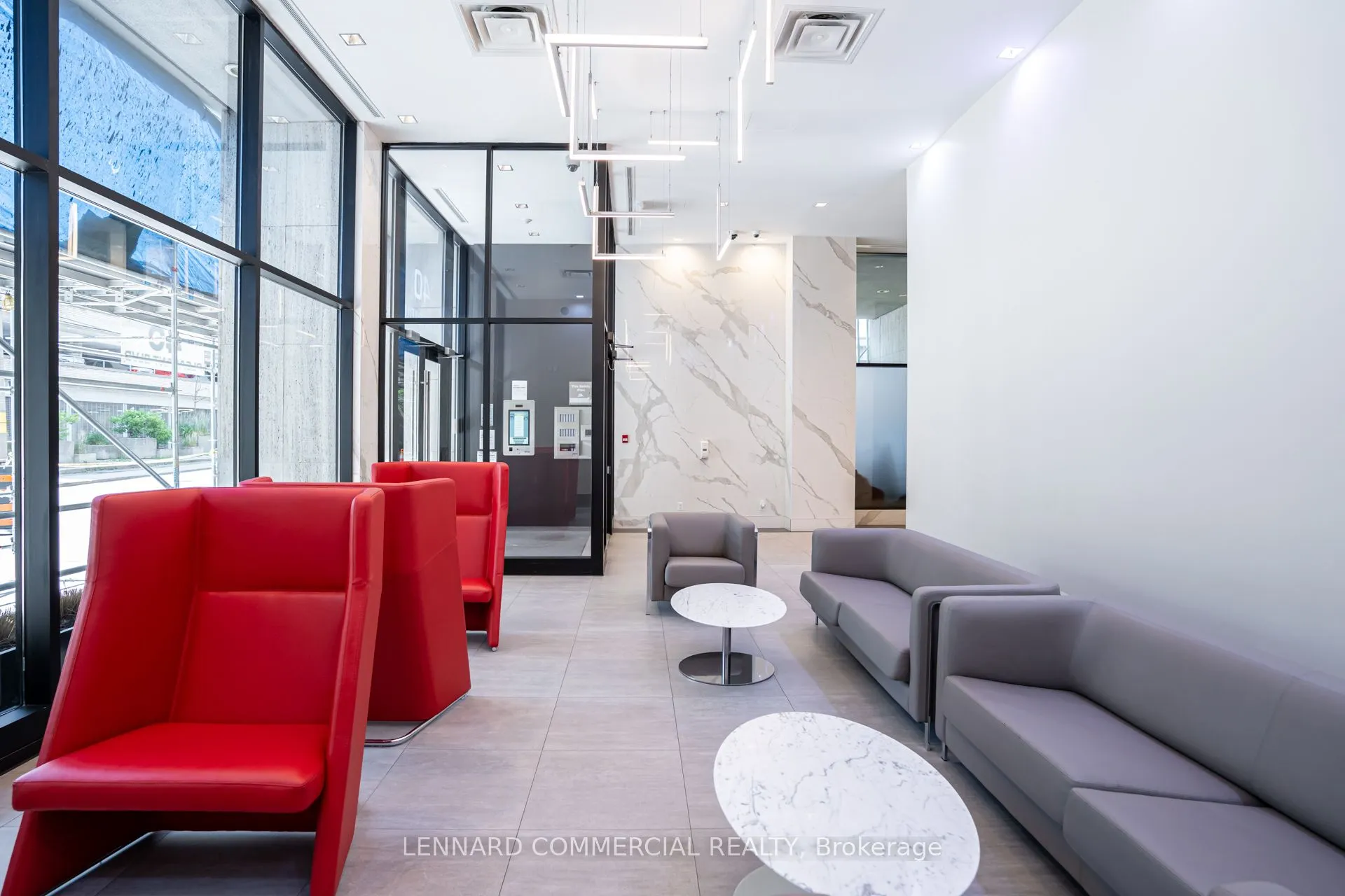 40 Pleasant Boulevard, #3007