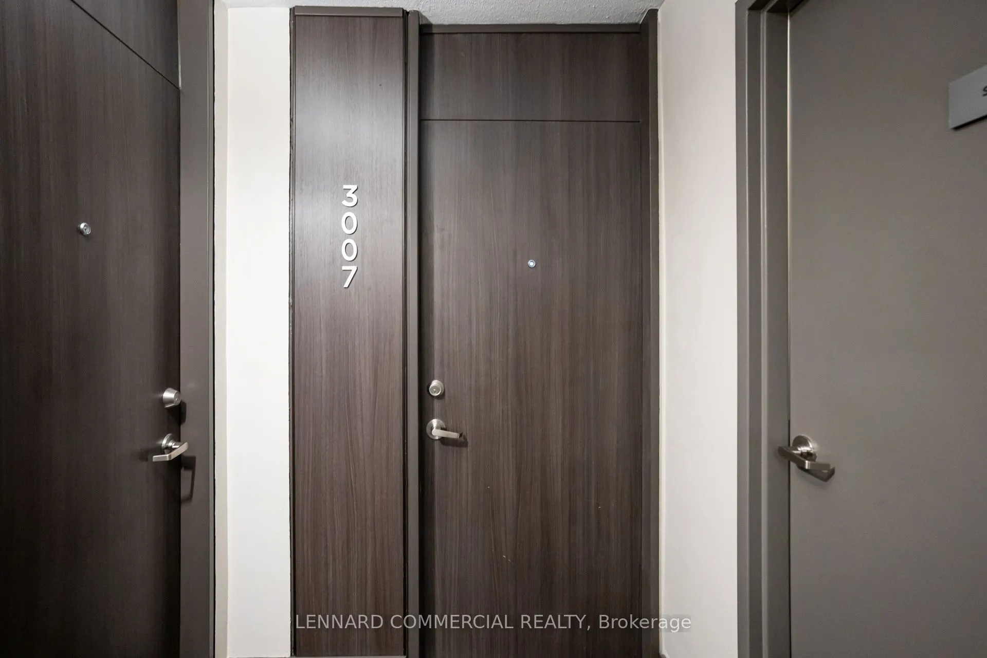 40 Pleasant Boulevard, #3007