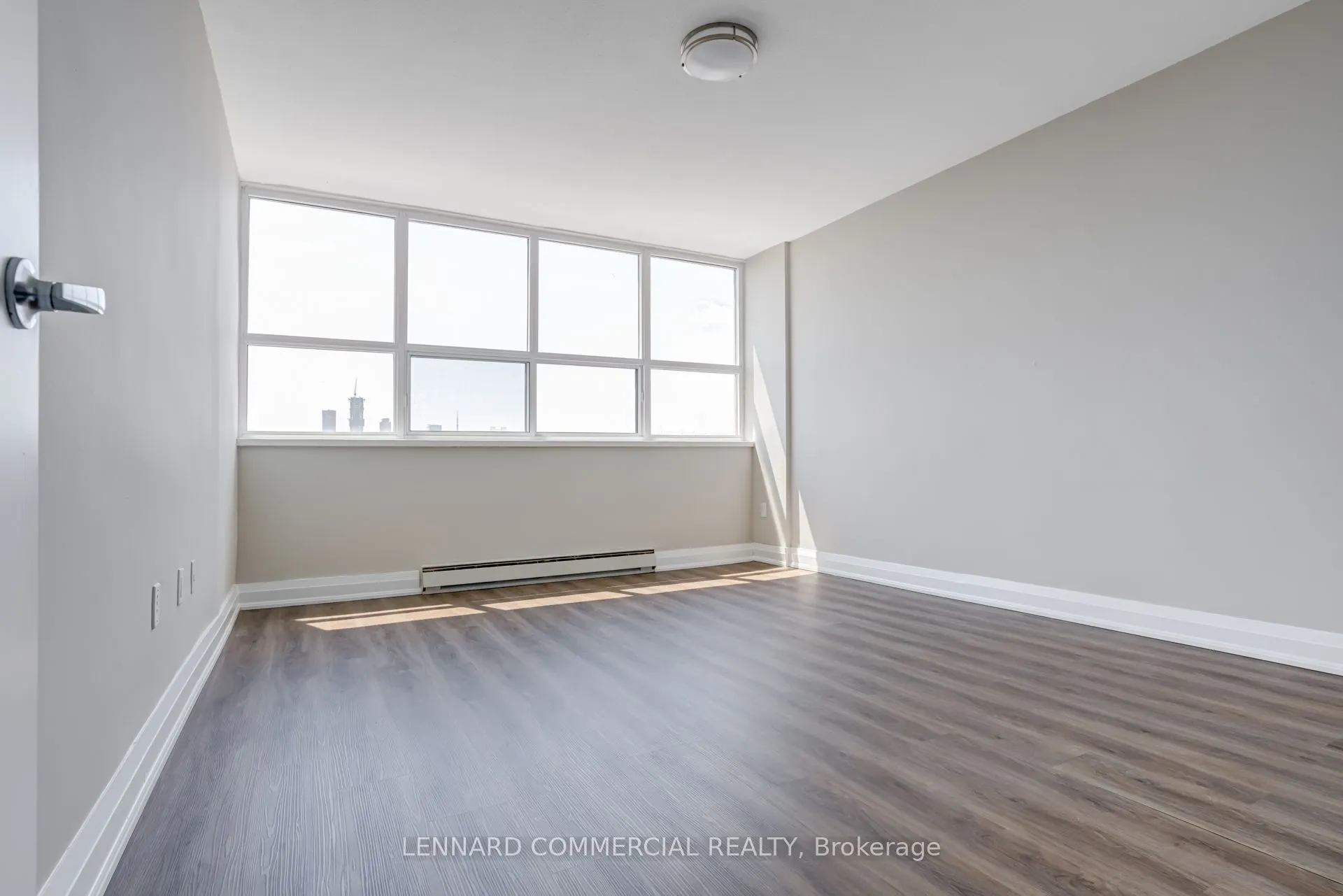 40 Pleasant Boulevard, #3007