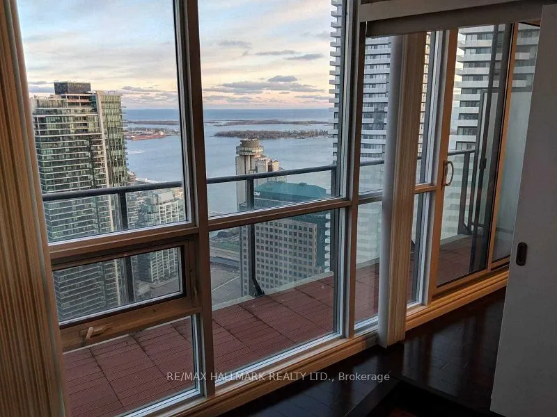 65 Bremner Boulevard, #4809