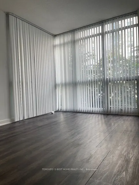 422 Lake Shore Boulevard W, #M Bed