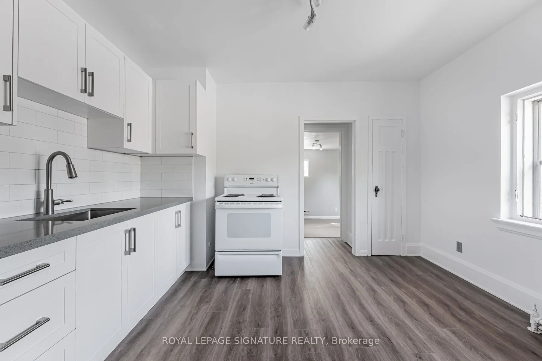 388 Palmerston Boulevard