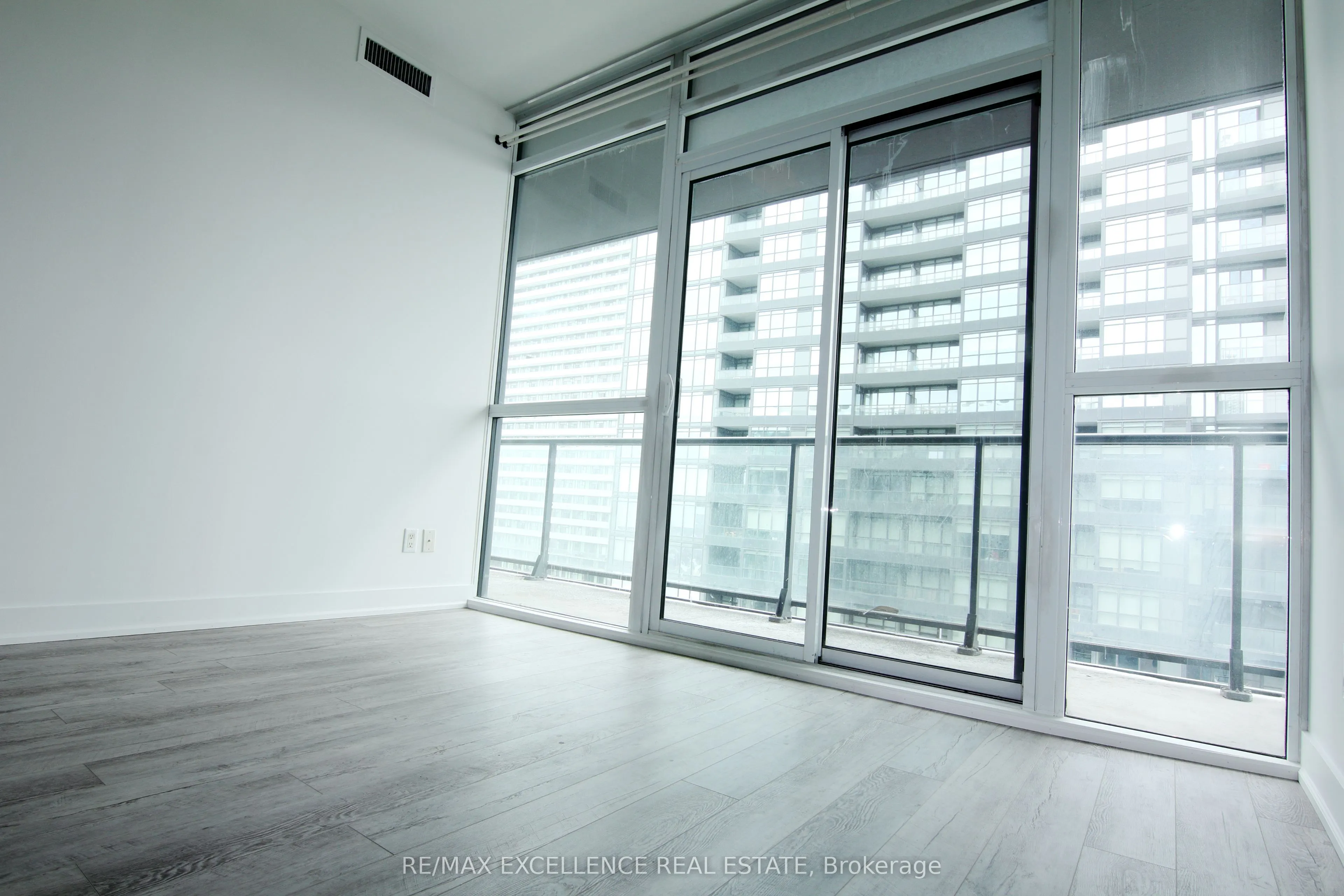 169 Fort York Boulevard, #1108
