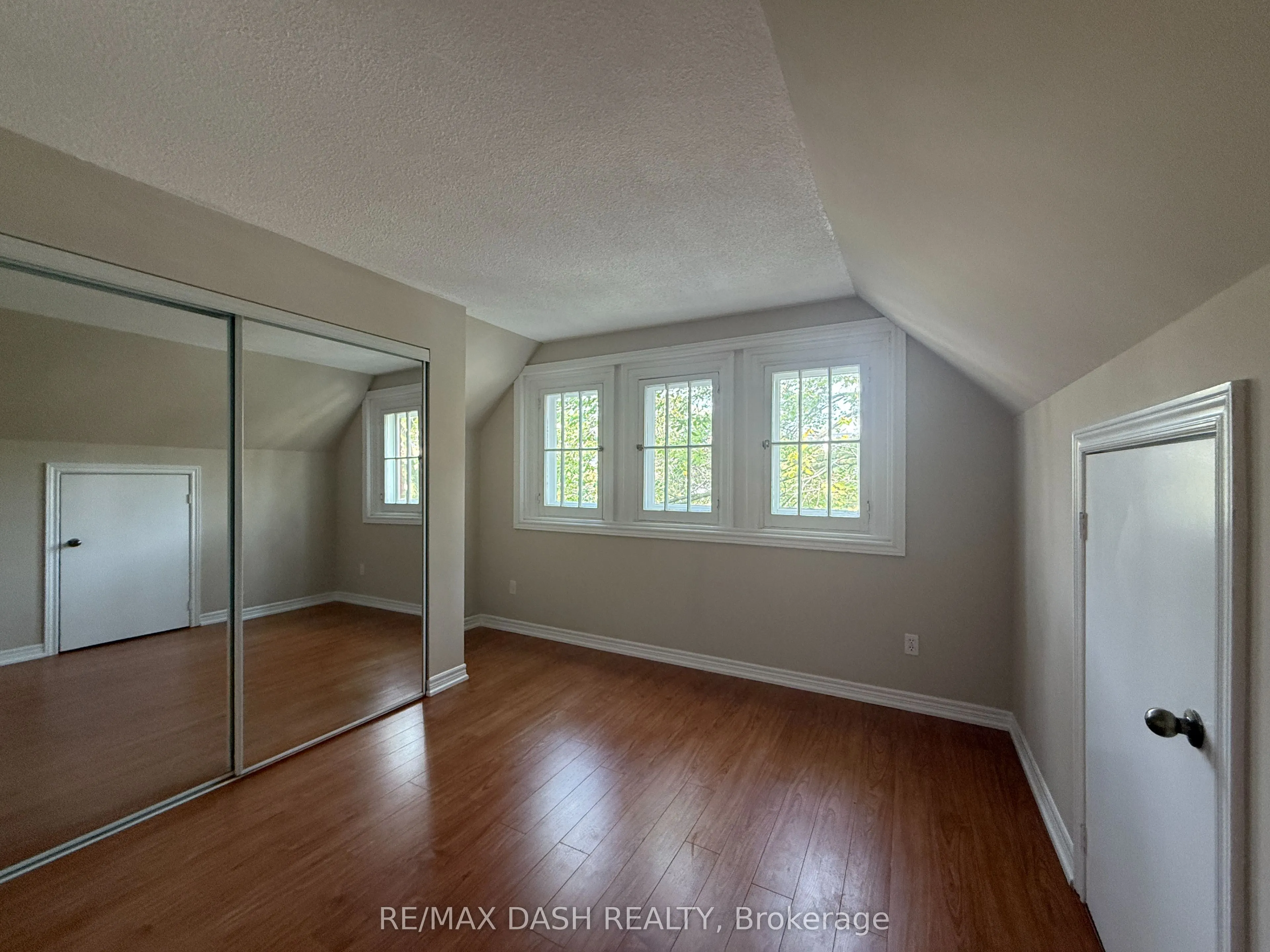 228 St George Street, #7