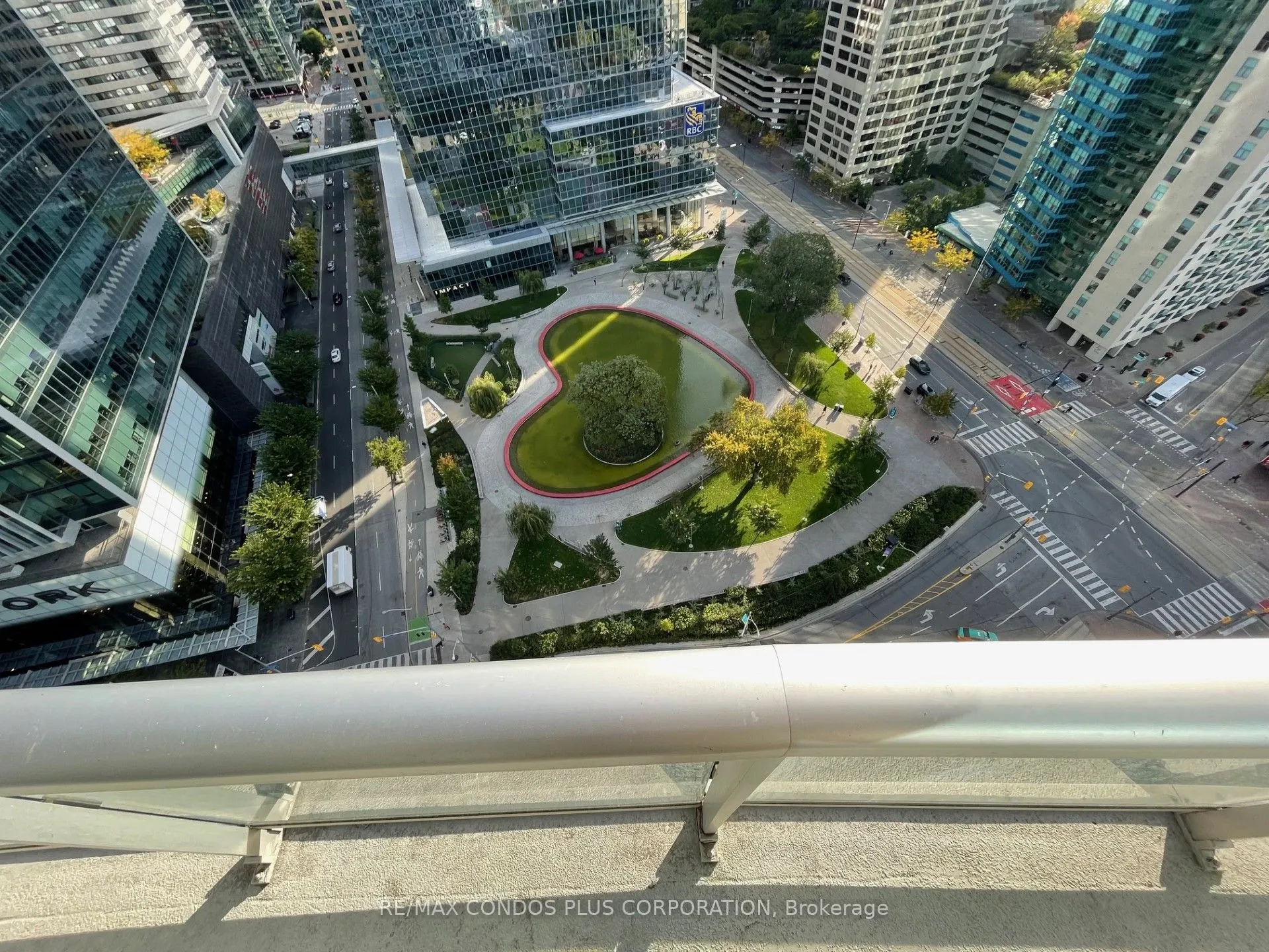 8 York Street, #2504