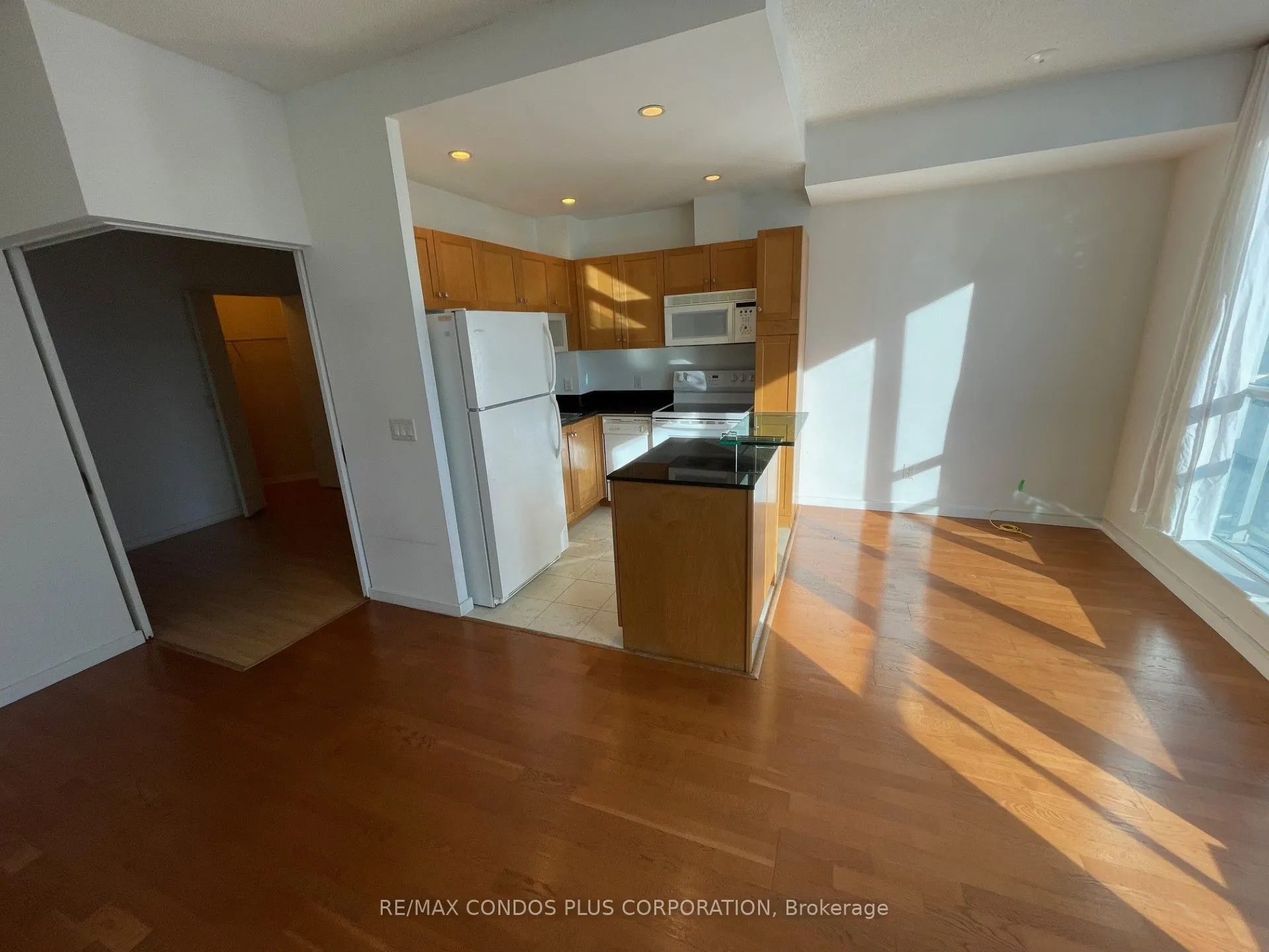 8 York Street, #2504