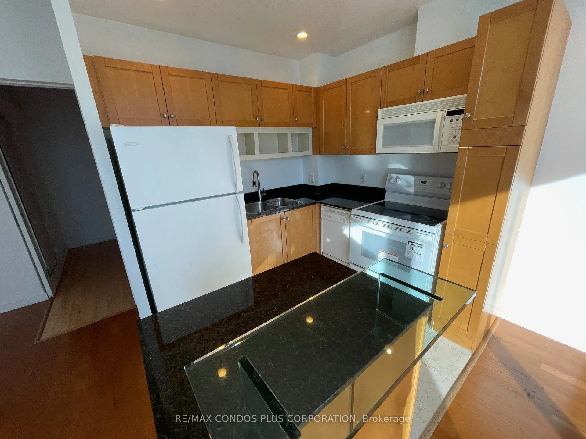8 York Street, #2504