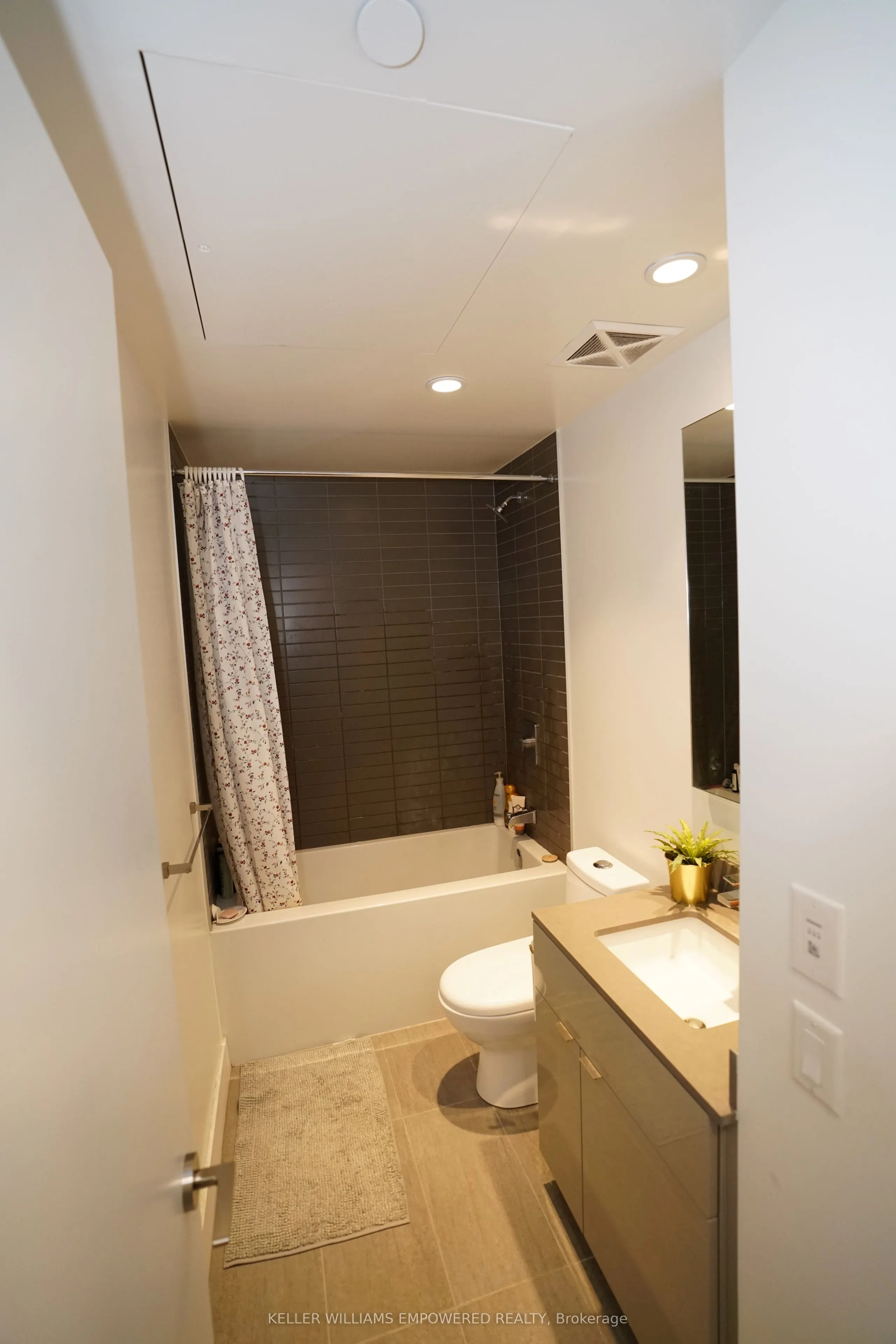7 Grenville Street, #2109