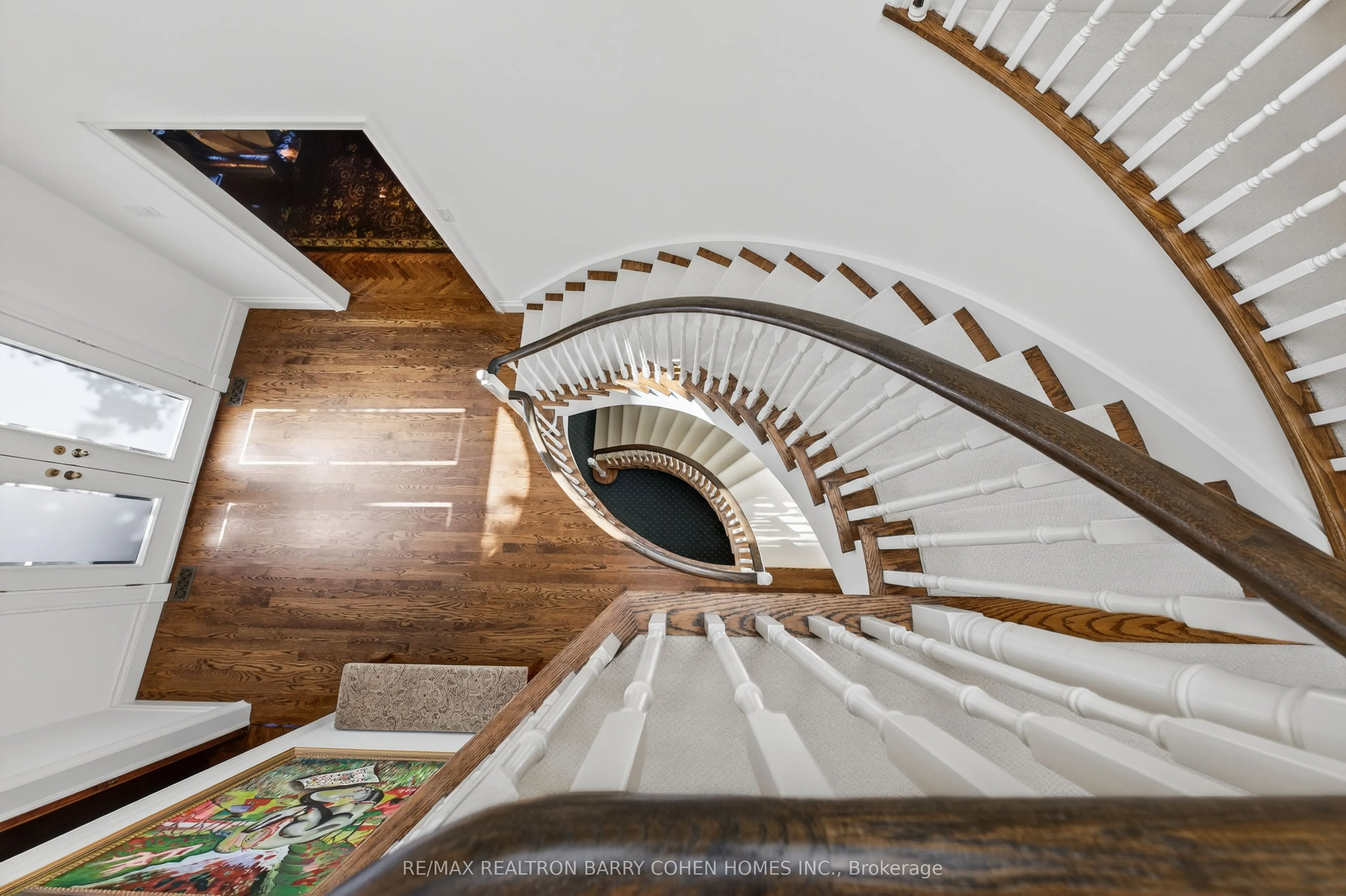 106 Highland Crescent