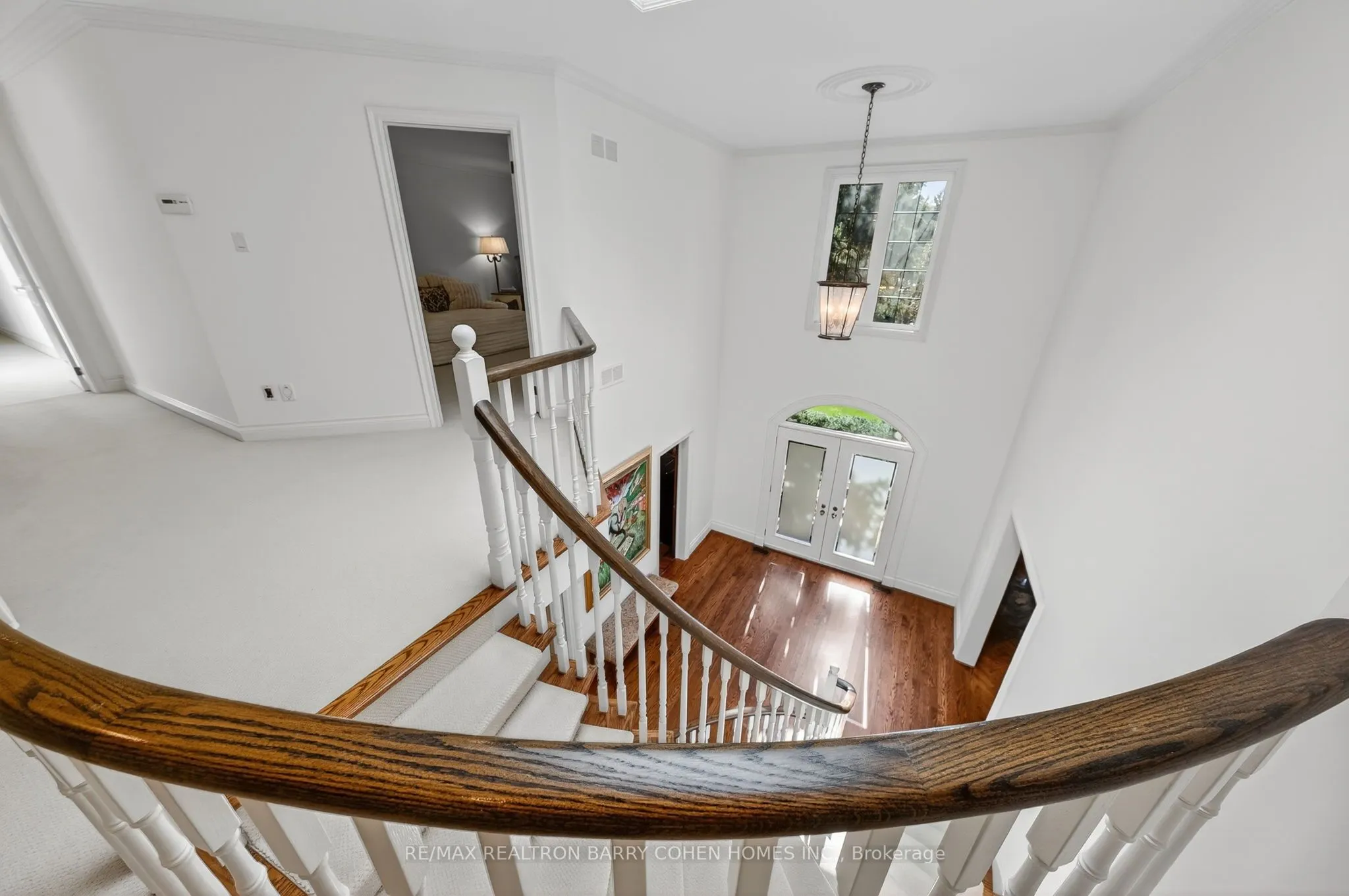 106 Highland Crescent