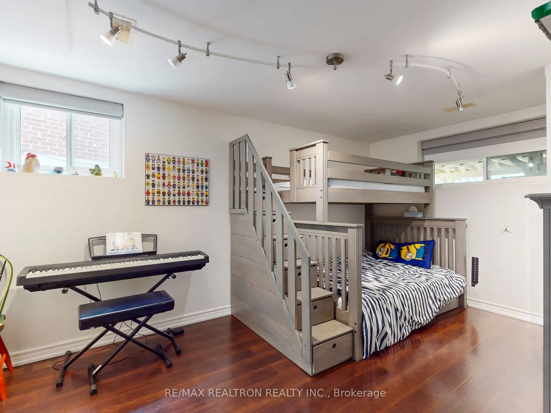 22 Midvale Road