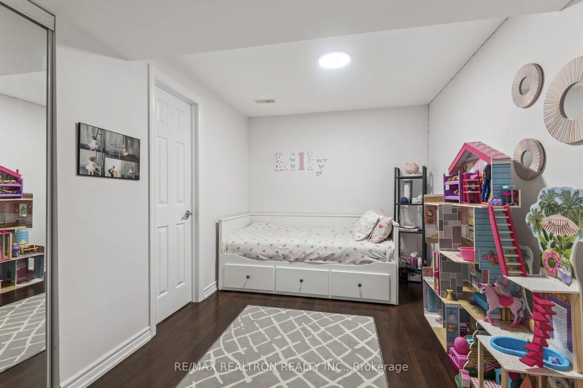 22 Midvale Road