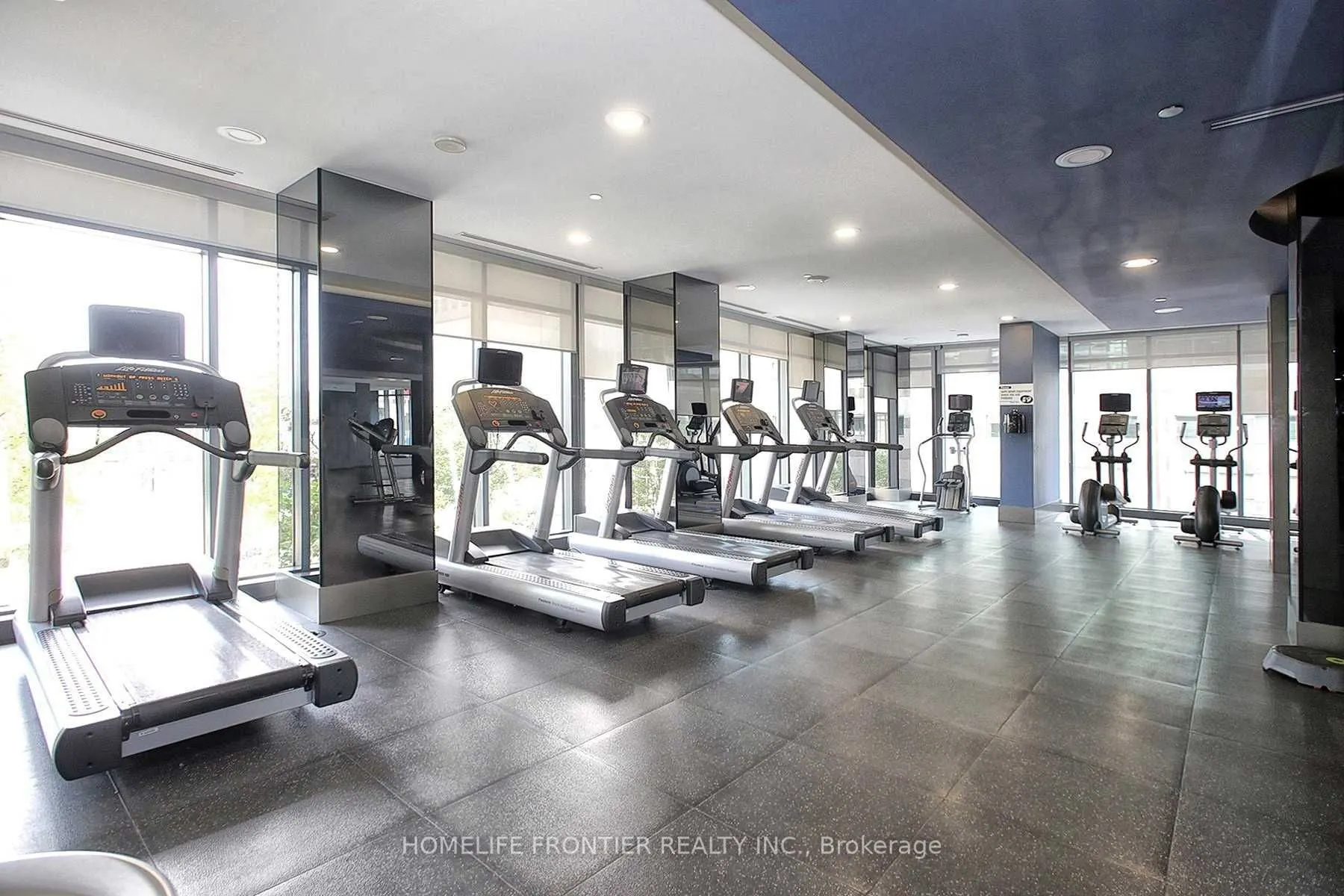 5168 Yonge Street, #1807