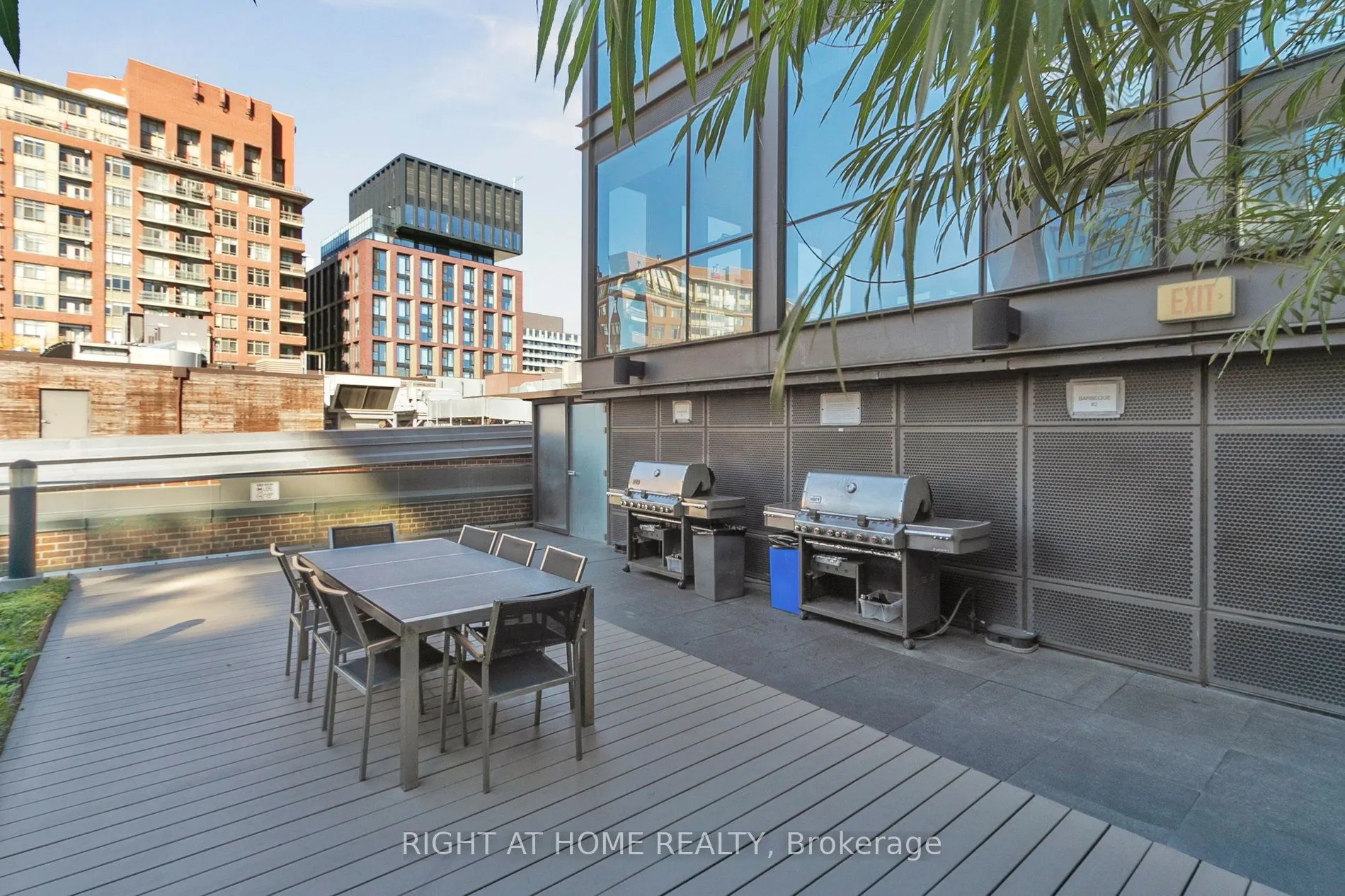 390 Cherry Street E, #3207