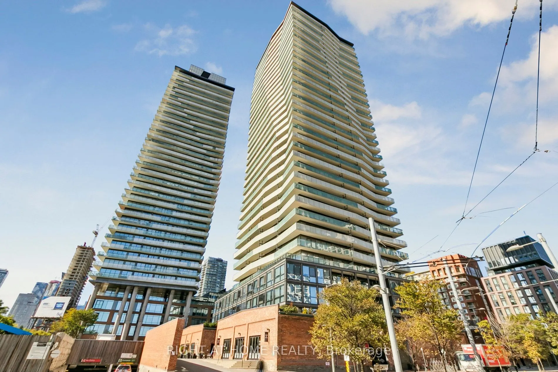 390 Cherry Street E, #3207