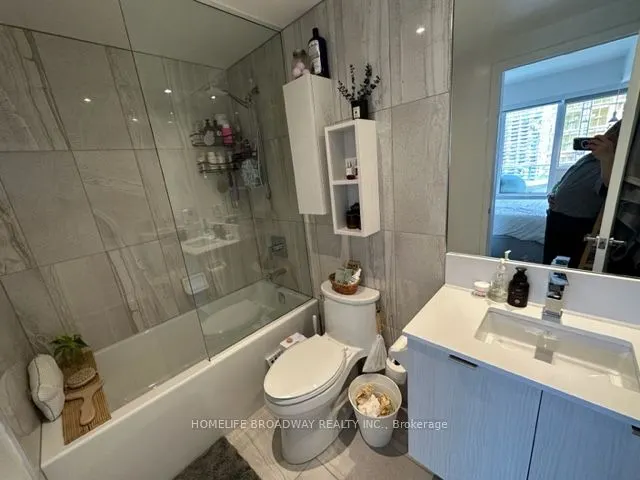 99 Broadway Avenue, #1111