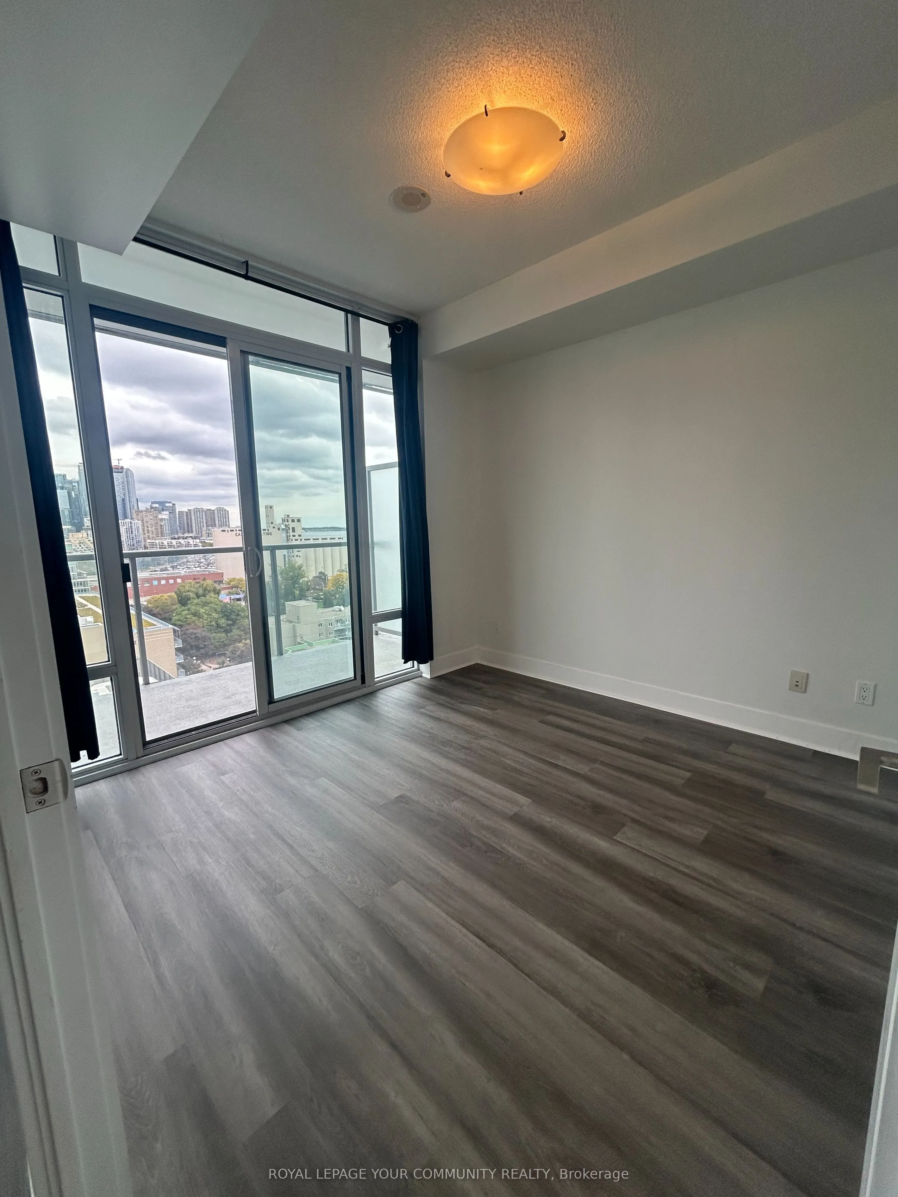 90 Stadium Road, #1601