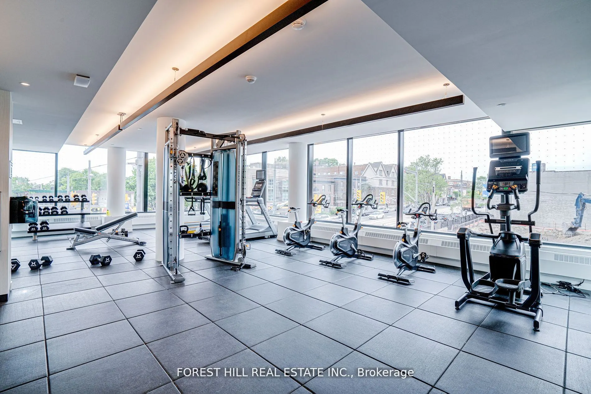 185 Alberta Avenue, #209
