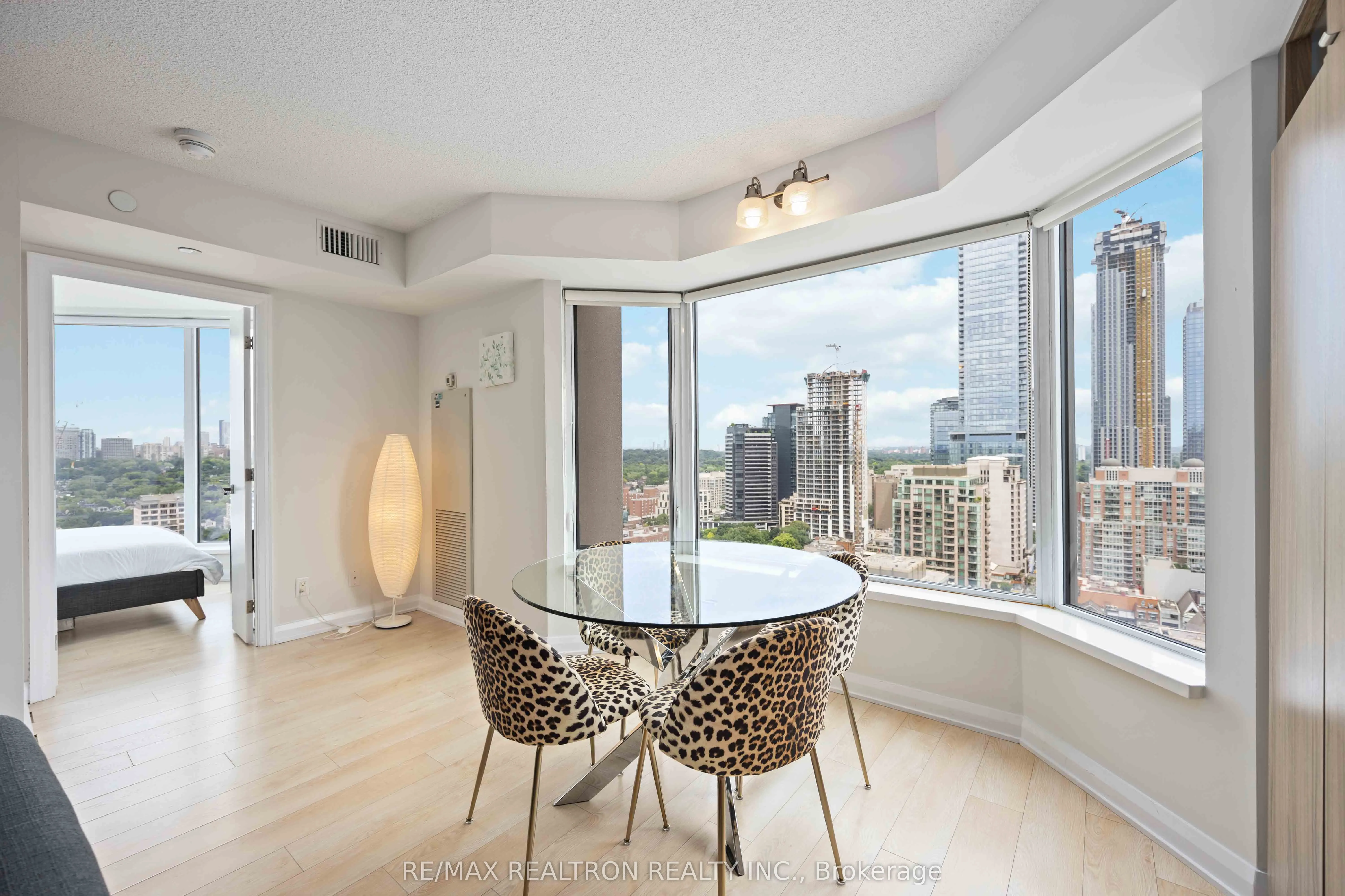 155 Yorkville Avenue, #2604