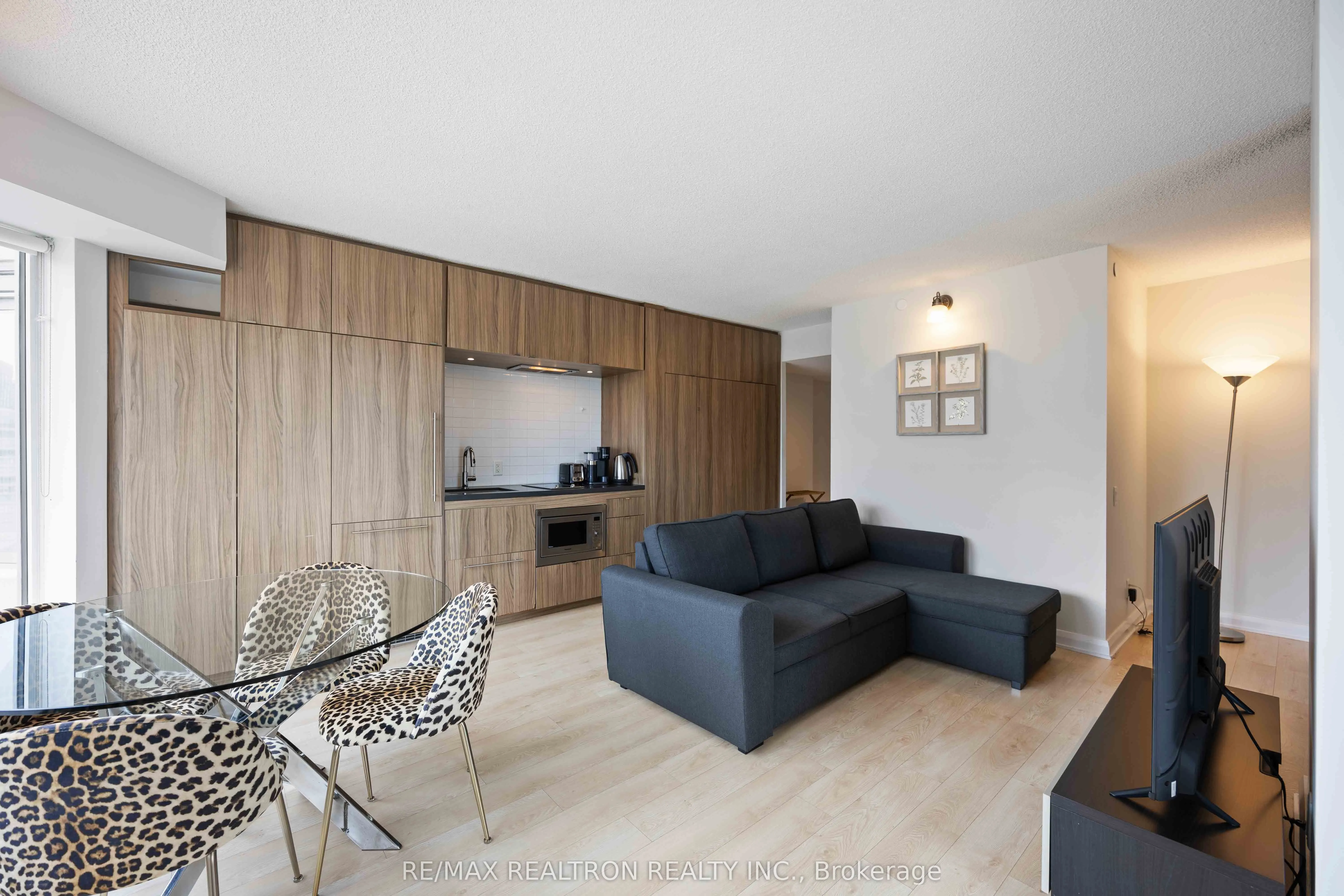 155 Yorkville Avenue, #2604