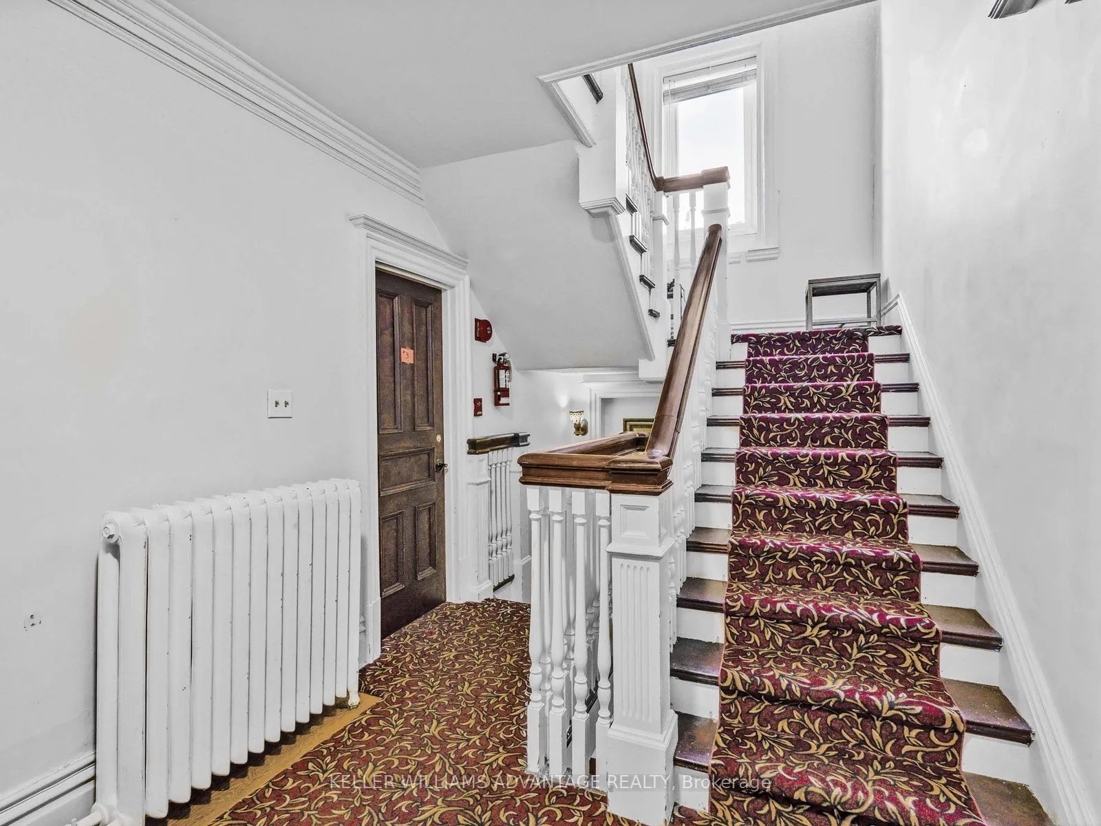 347 Walmer Road, #2nd Floor Unit 3