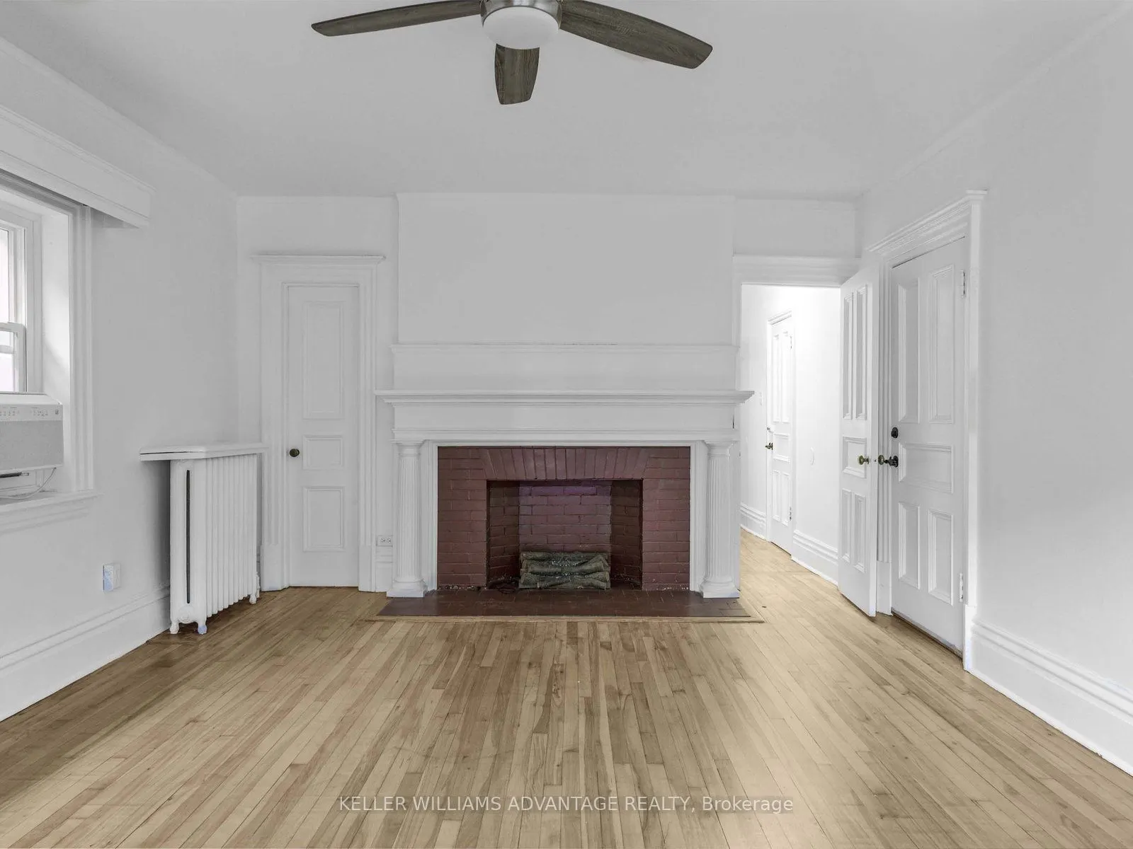 347 Walmer Road, #2nd Floor Unit 3
