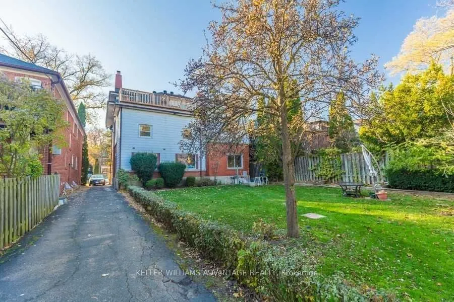 347 Walmer Road, #2nd Floor Unit 3