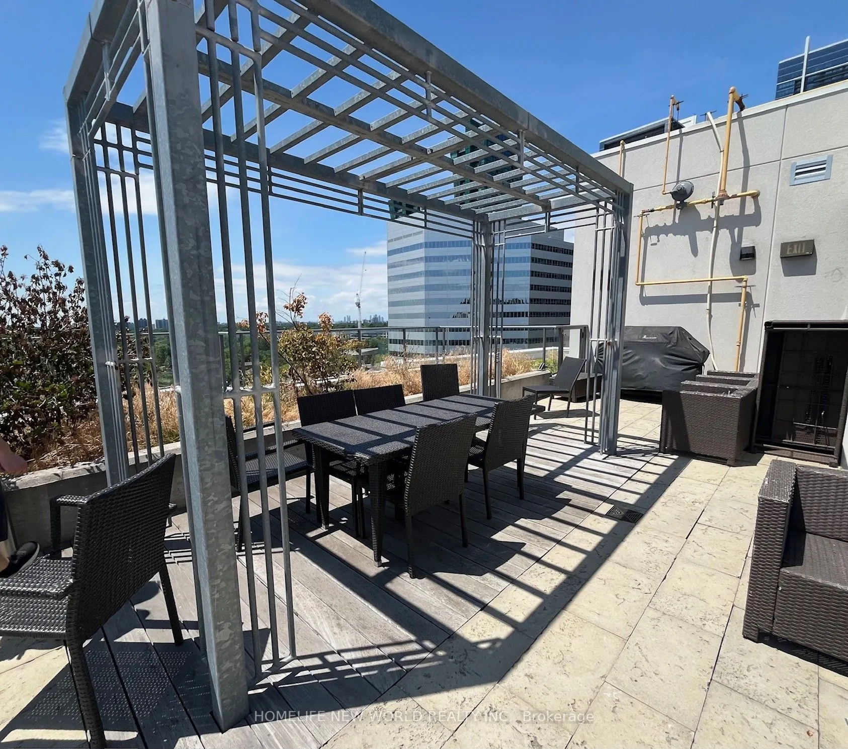 28 Avondale Avenue, ##1010