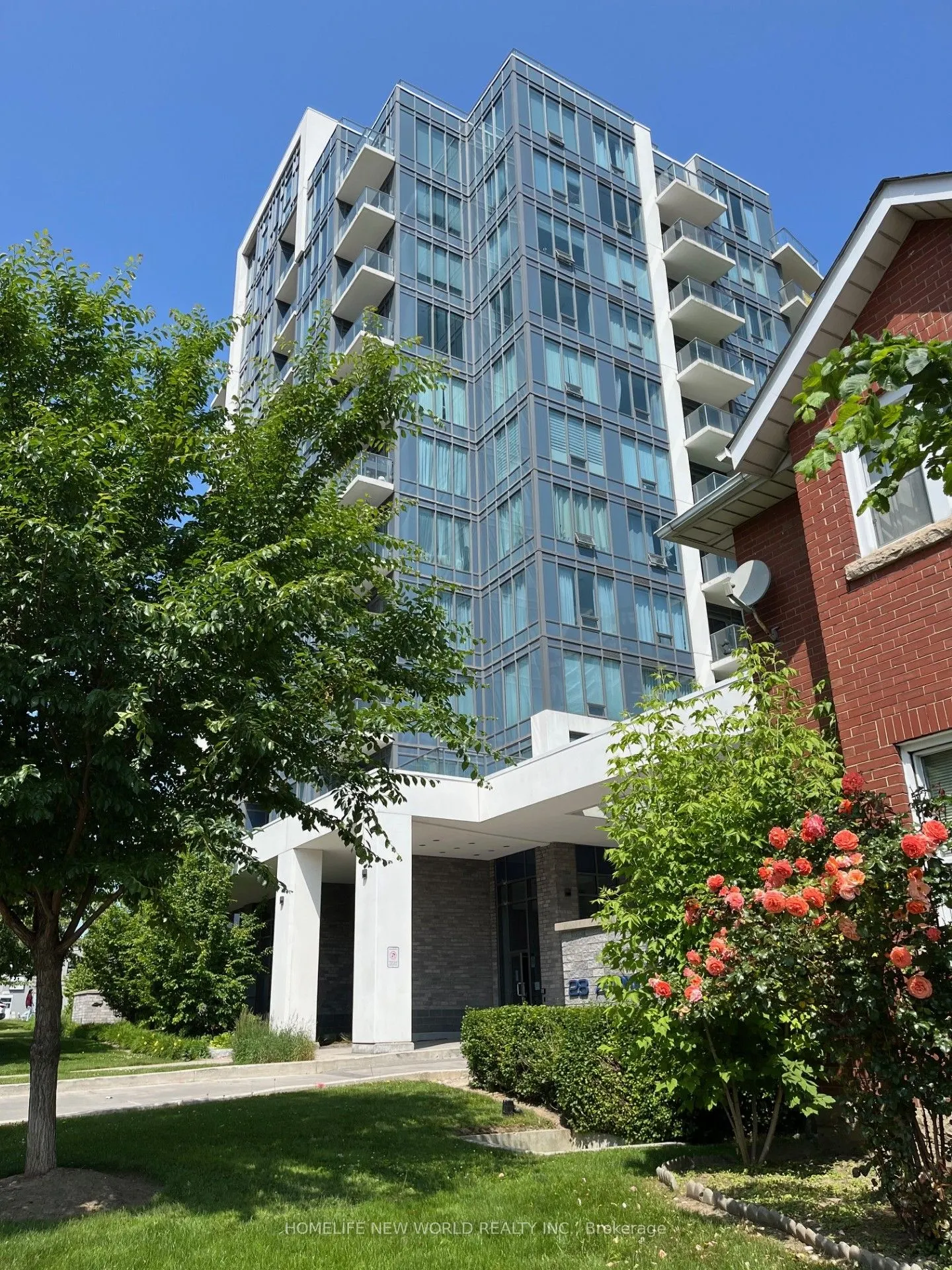 28 Avondale Avenue, ##1010