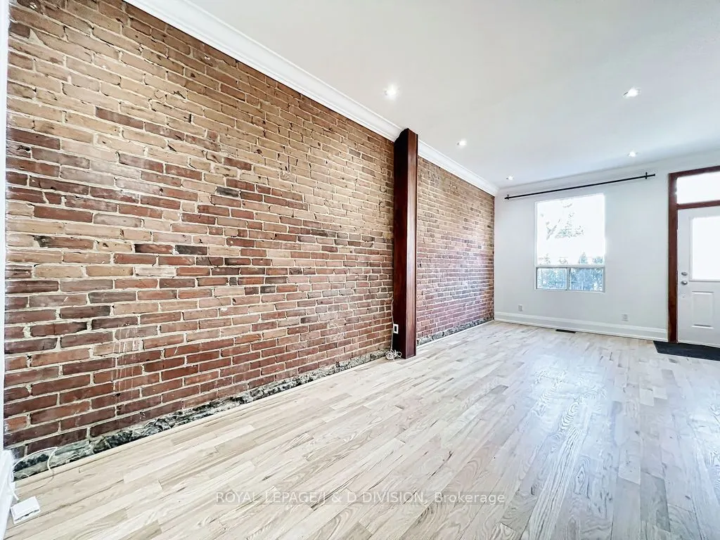 92 Massey Street