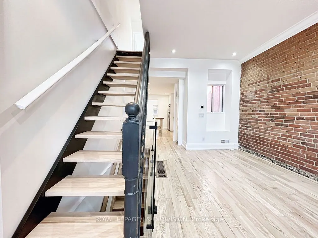 92 Massey Street