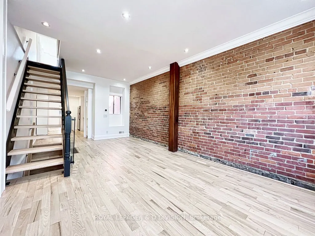 92 Massey Street