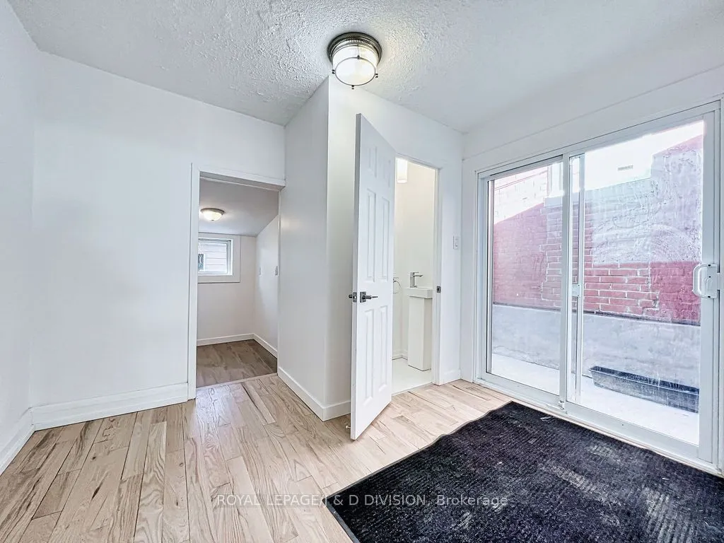 92 Massey Street