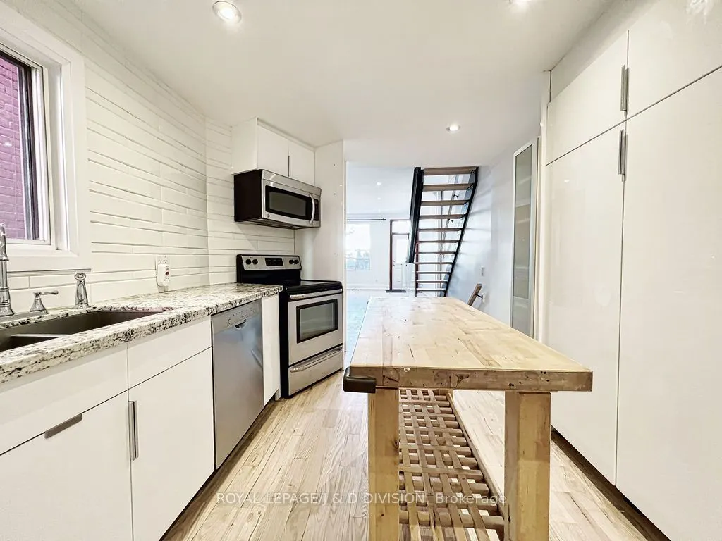 92 Massey Street