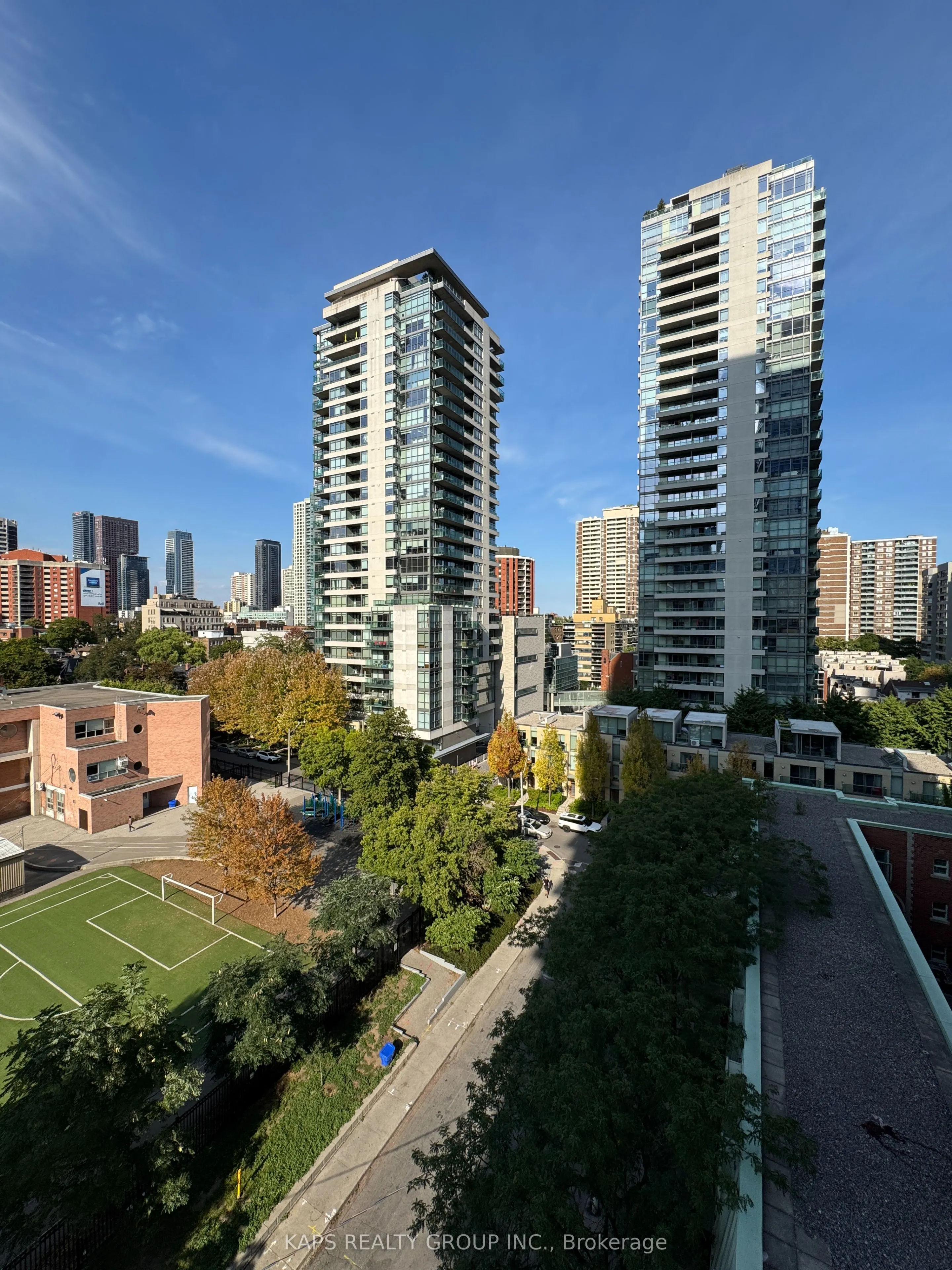 85 Wood Street, #912