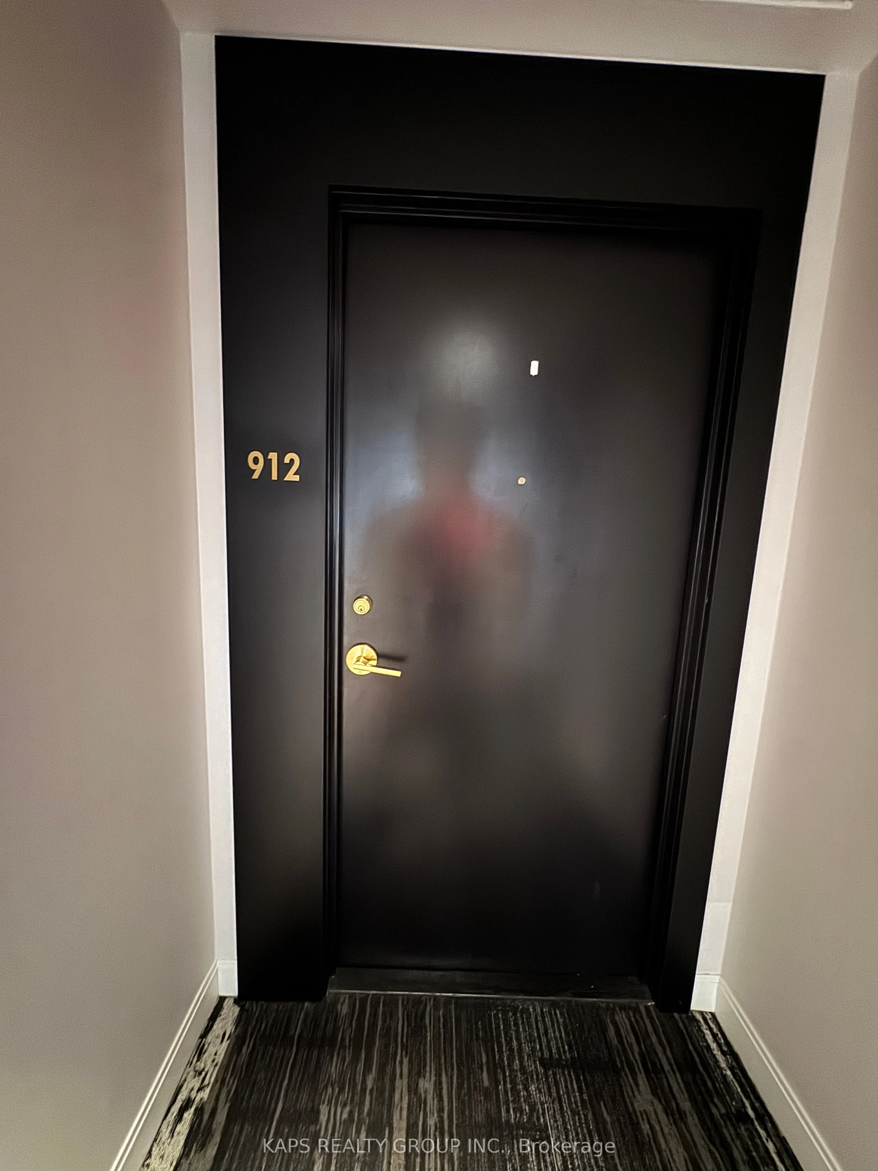 85 Wood Street, #912