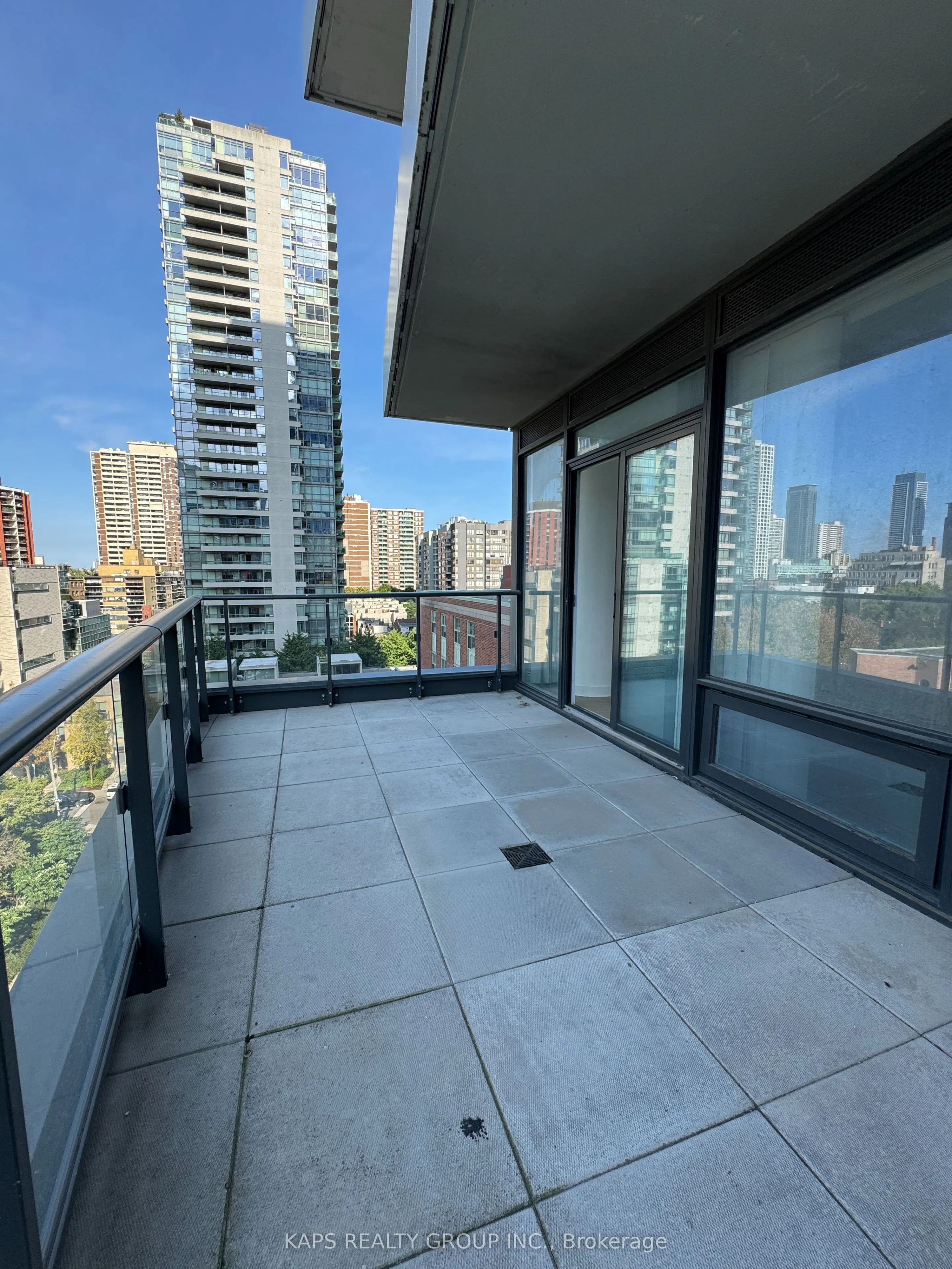 85 Wood Street, #912